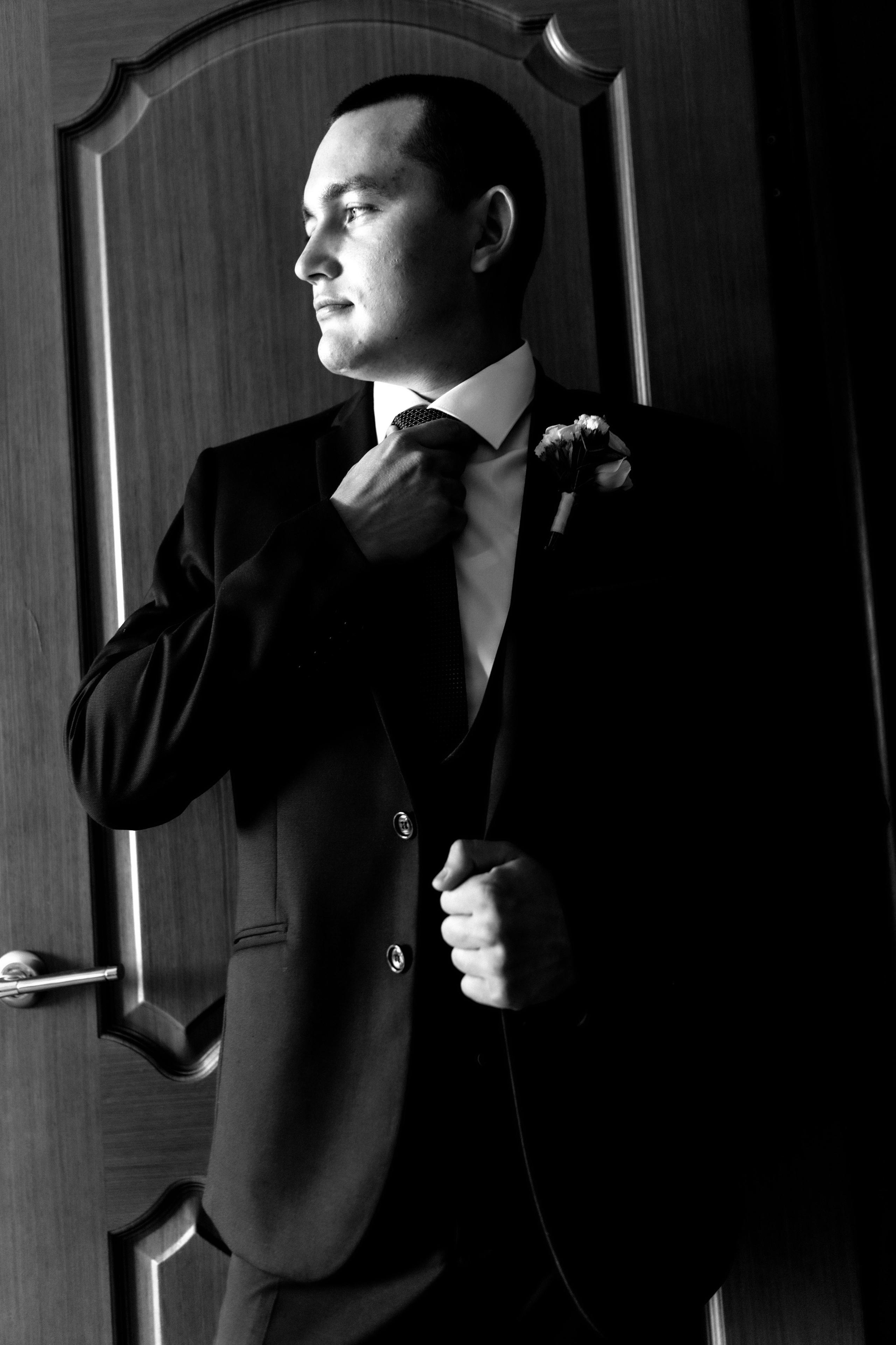 Свадебная прогулка в ЖК Аристократ на Ленина. Свадебный и семейный фотограф в Уфе | Винс Константин | Фотопроекты