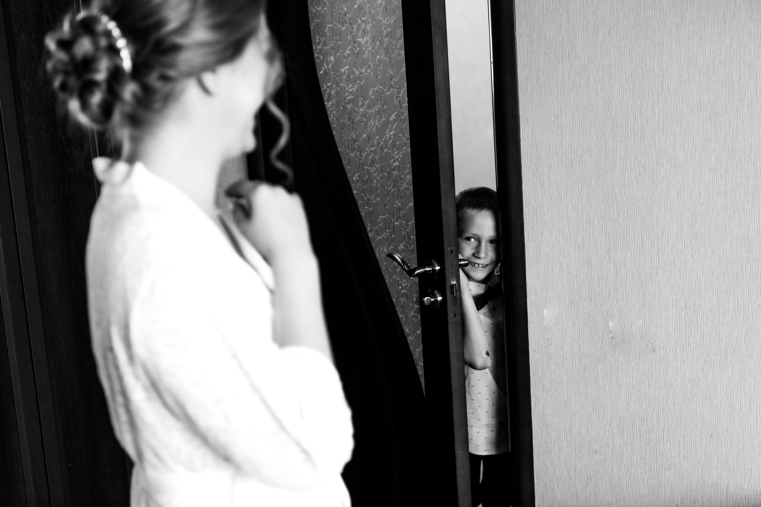 Свадебная прогулка в ЖК Аристократ на Ленина. Свадебный и семейный фотограф в Уфе | Винс Константин | Фотопроекты