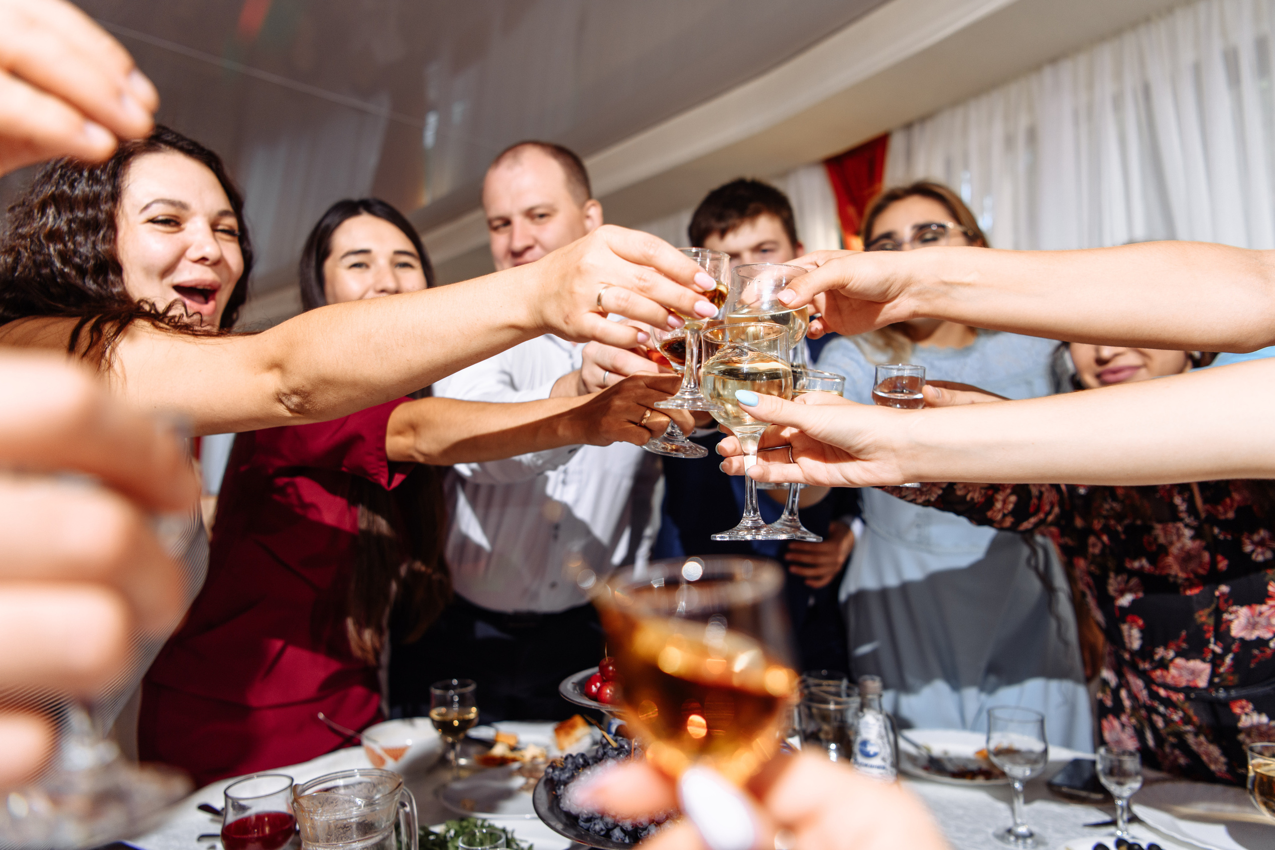 Свадебная прогулка в ЖК Аристократ на Ленина. Свадебный и семейный фотограф в Уфе | Винс Константин | Фотопроекты