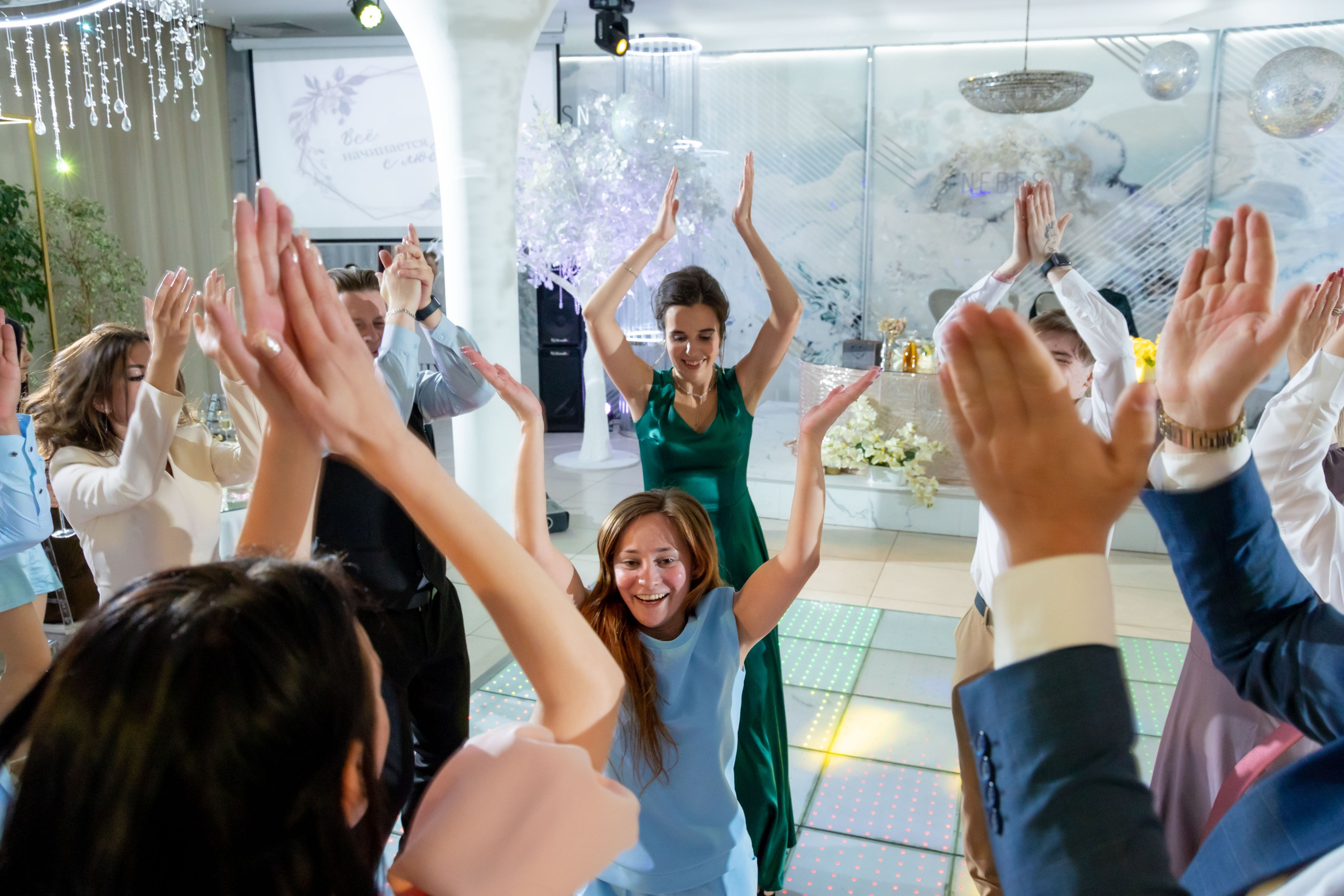 Фотограф на банкет свадьбы, юбилея в Санкт-Петербурге. Фотограф на праздник, корпоратив, День Рождения и Юбилей в г. Санкт-Петербурге Алексей Анкушев