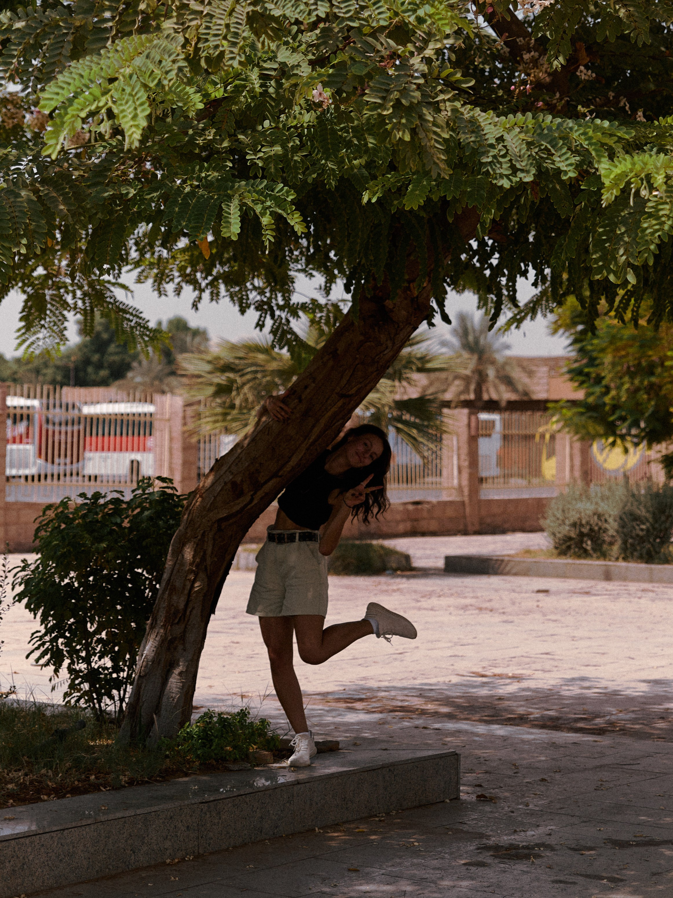 Позы для индивидуальной съёмки. Jorgis Talè — photographer, kind person, teacher of arts and other mag