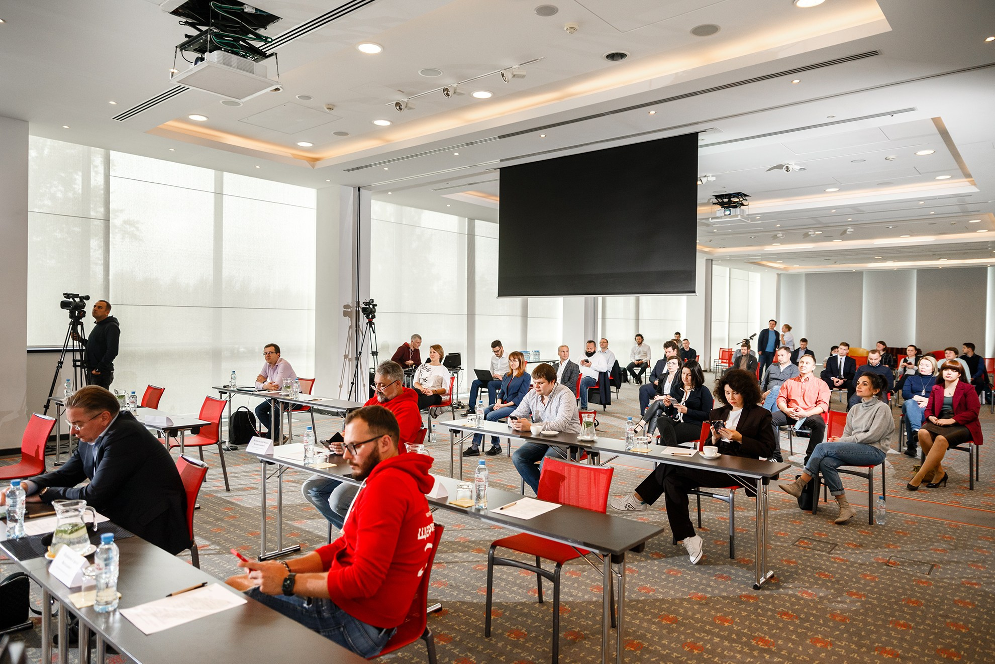 Репортаж ДемоДей Банка Убрир. Константин Солодянкин — свадебный и репортажный фотограф в Екатеринбурге и Верхней Пышме