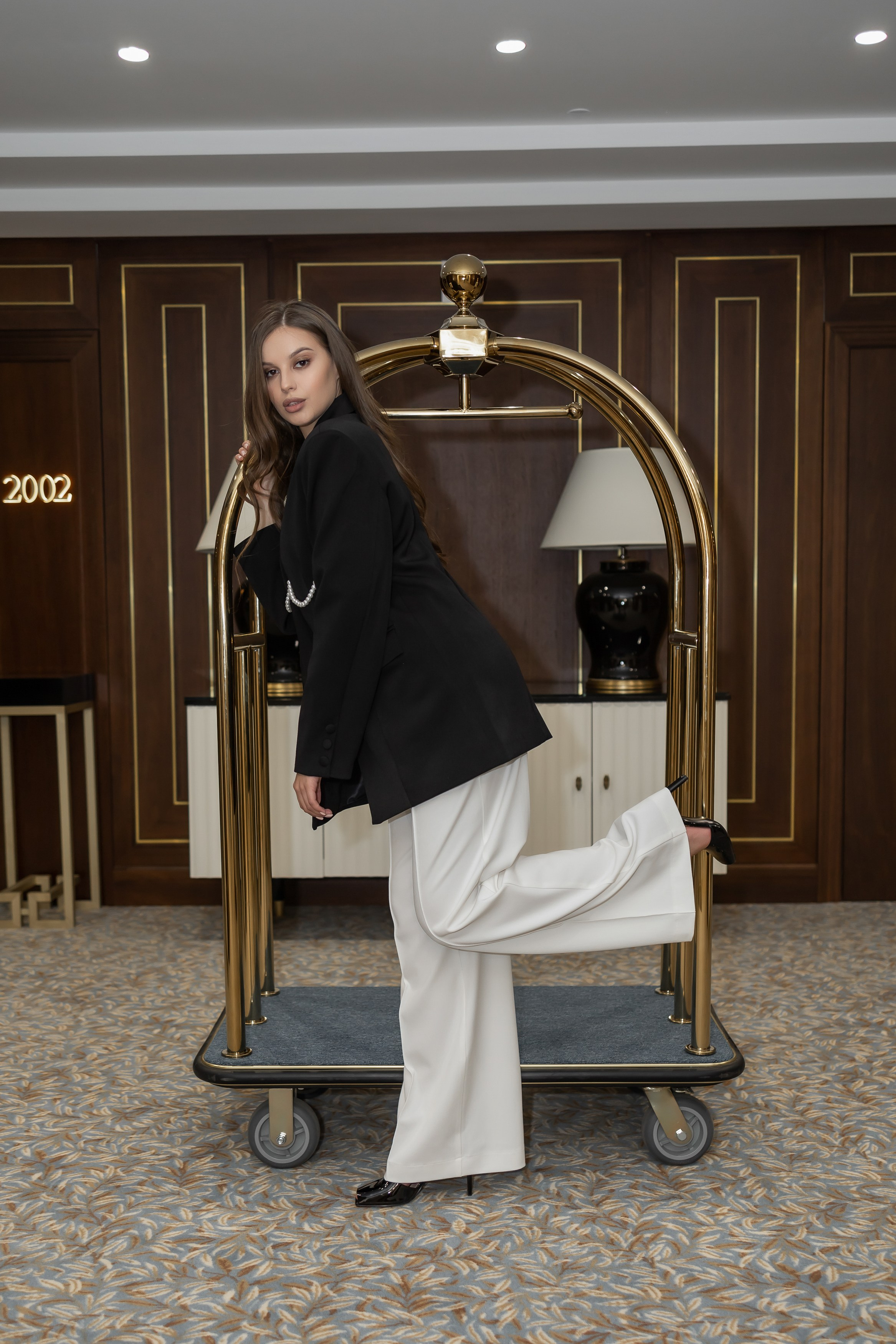 WHO IS BOSS. Фотограф свадебный, репортажный, индивидуальный, фото для маркетплейсов, брендов, автосалонов