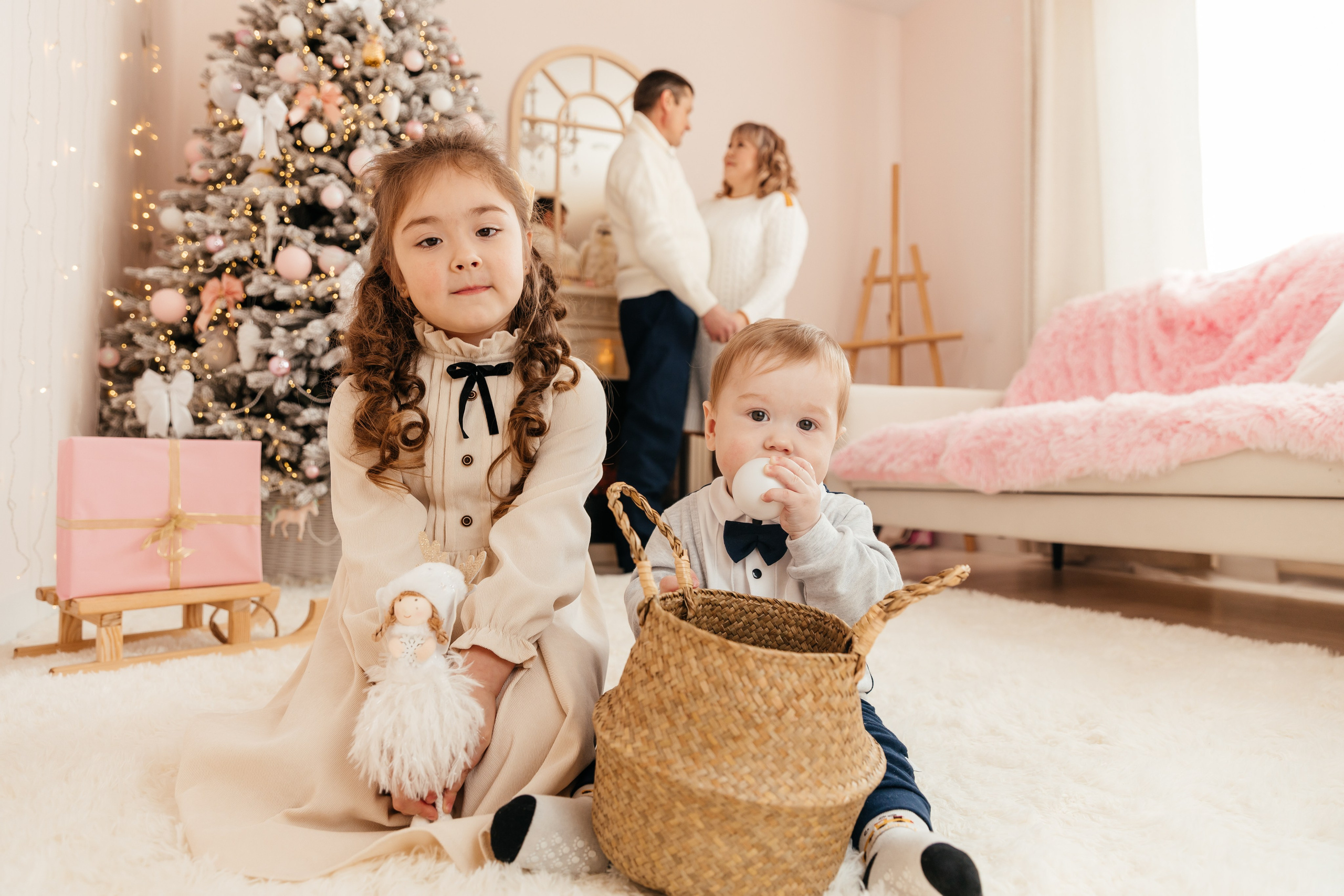 Семья Ивановых. Фотозона в Утане. Семейный фотограф в Чите Татьяна Фирсова