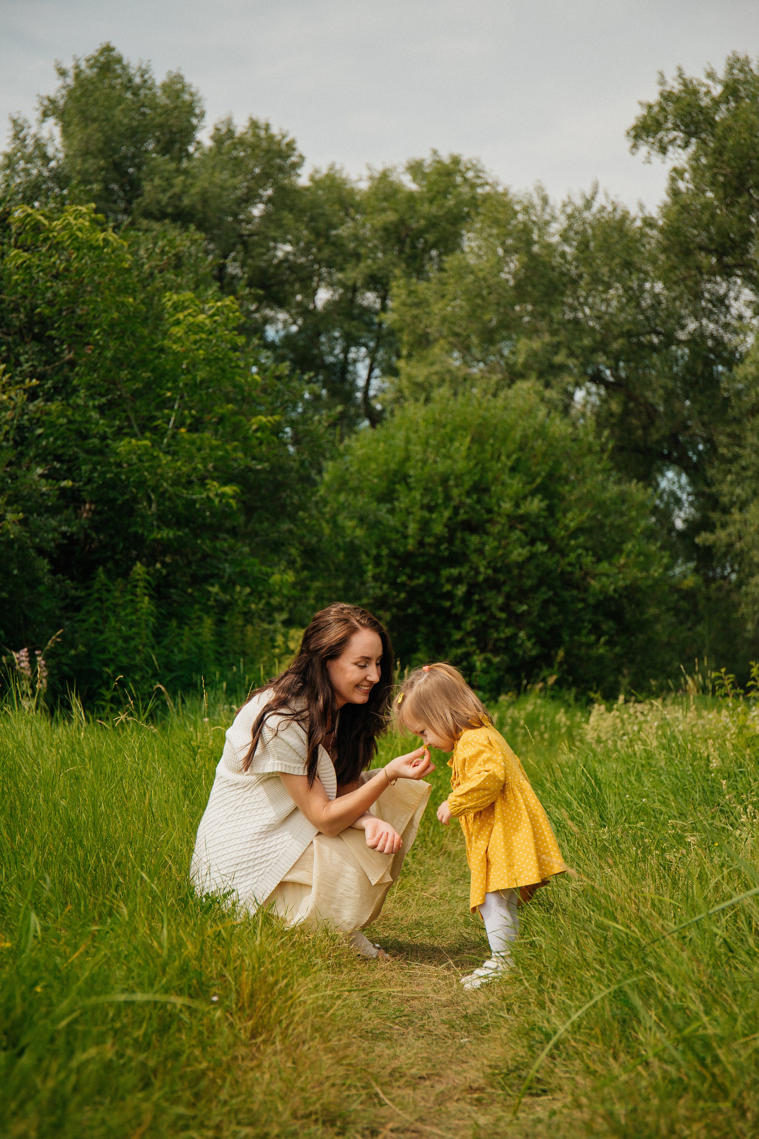 Летние девочки: Любовь и Кира. 