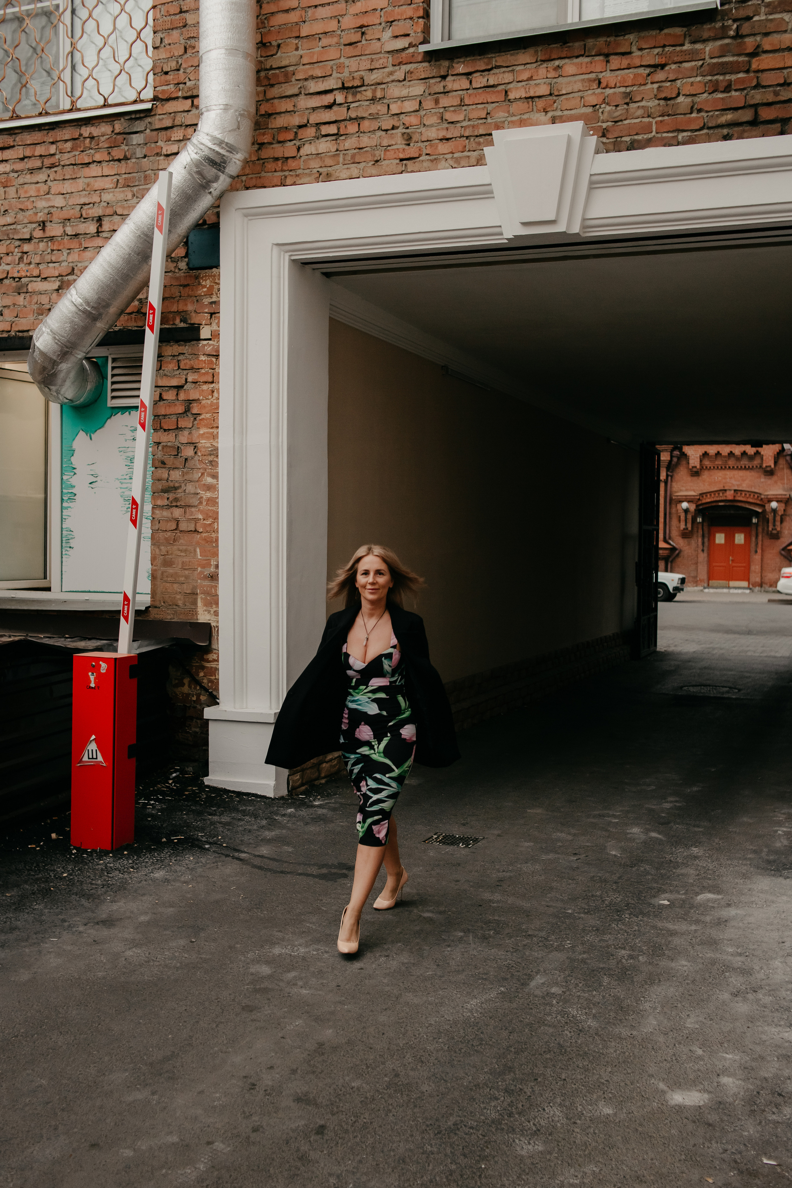 Татьяна. Прогулка по городу. Фотограф Регина Крикунова г. Красноярск