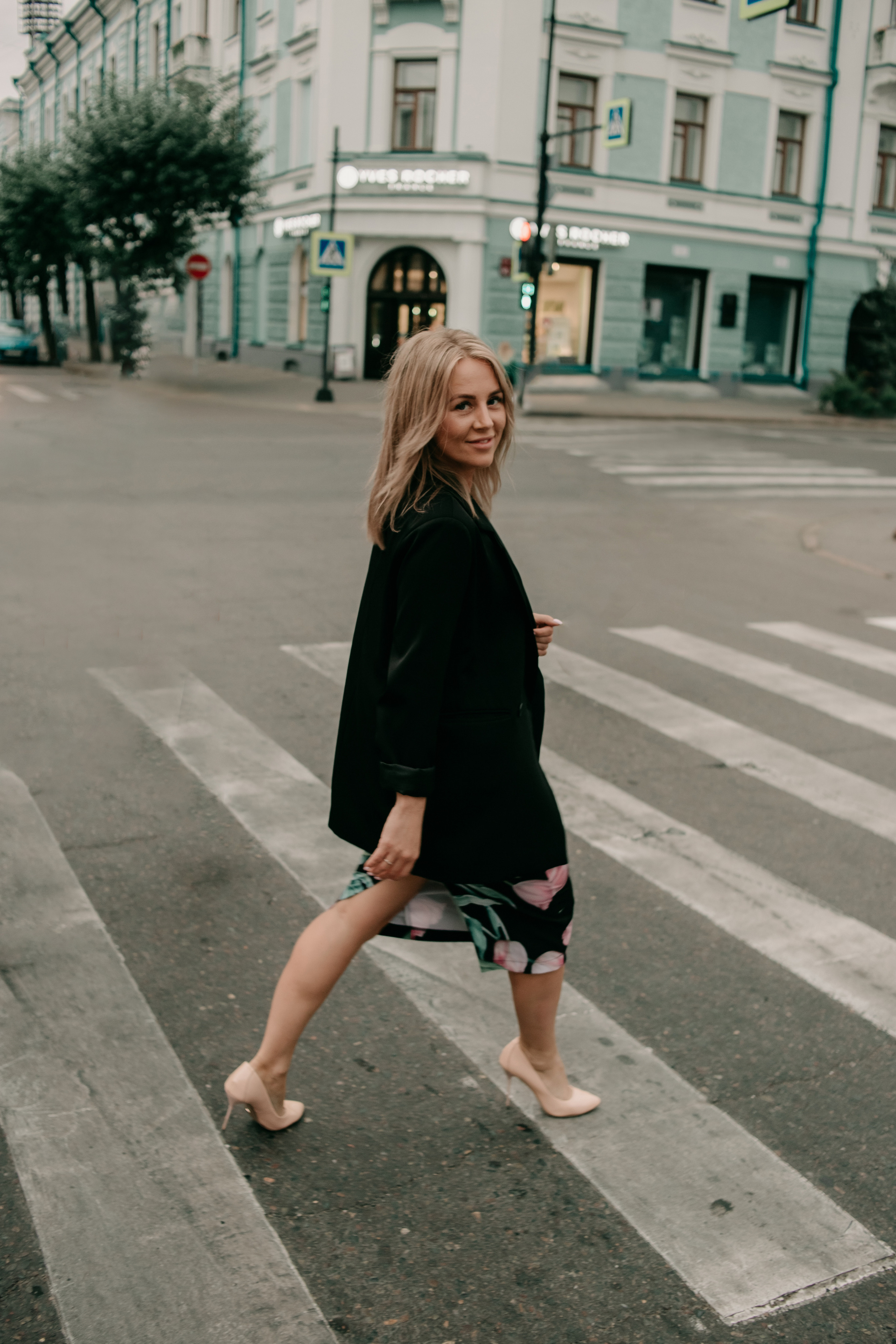 Татьяна. Прогулка по городу. Фотограф Регина Крикунова г. Красноярск