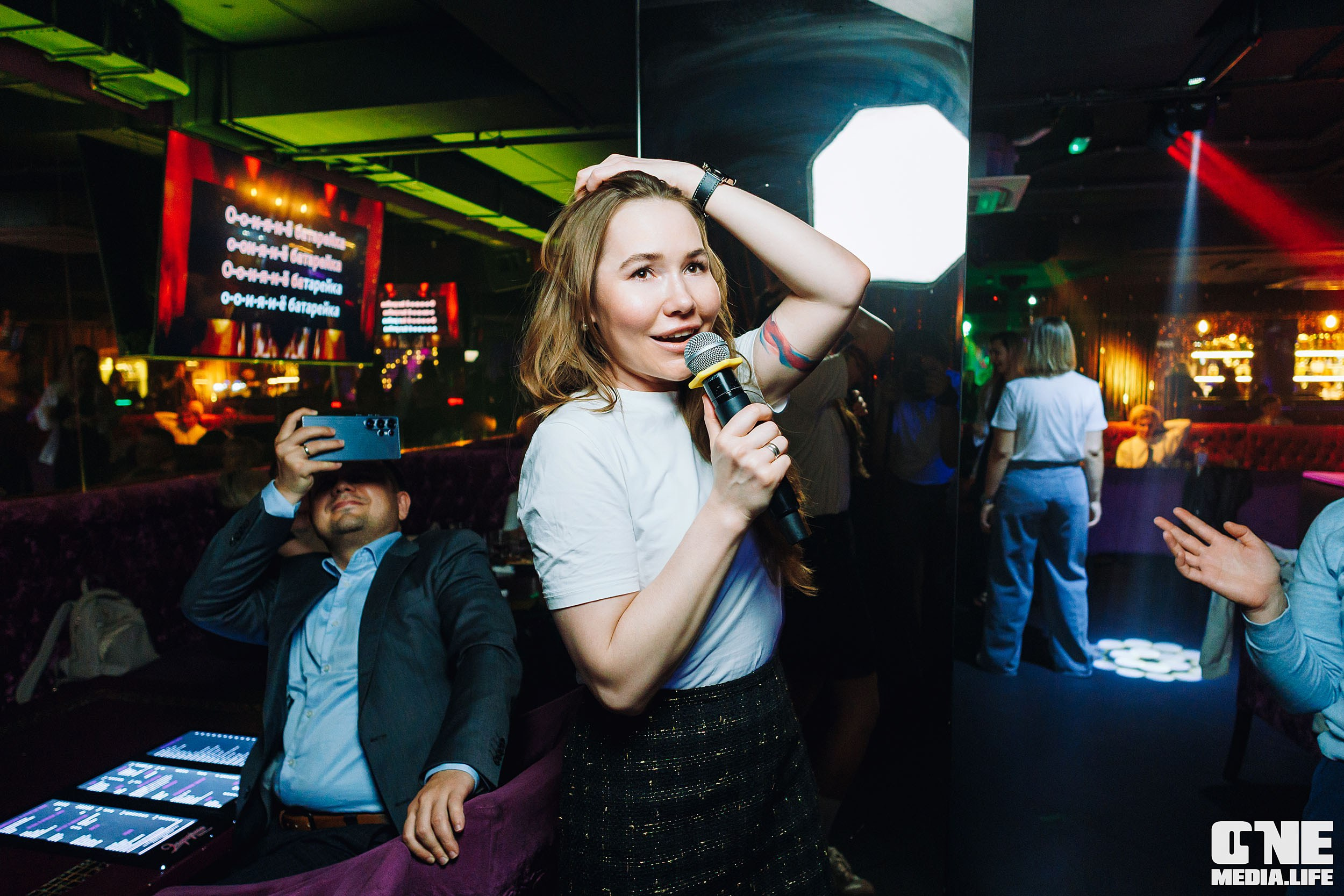 Фоторепортаж из караоке-клуба Эйфория. One Media Life: фоторепортажи, фотоотчеты с мероприятий и заведений