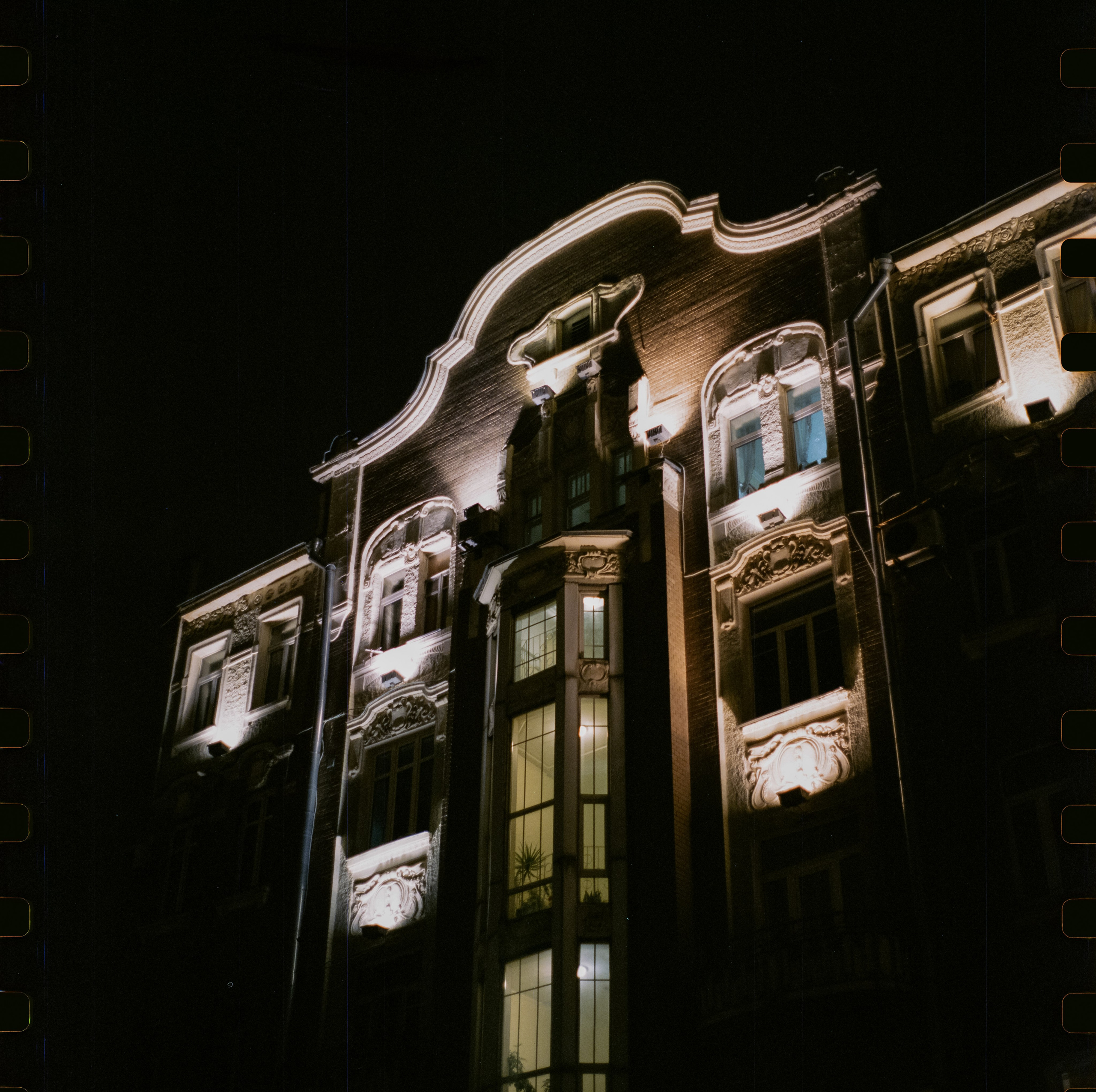 Kowa Six — Kowa 85 mm f/2.8