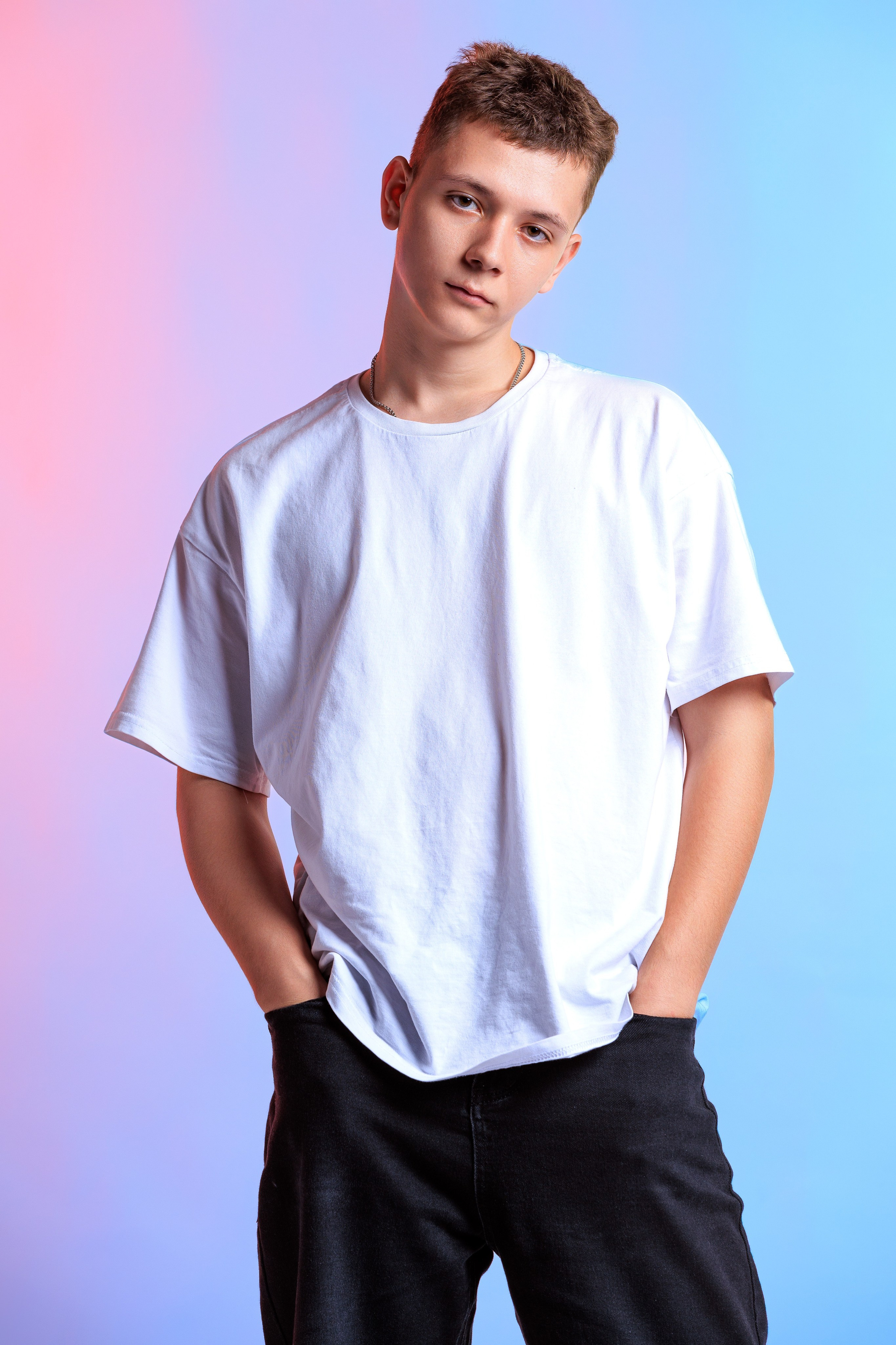 Смотреть фотки в фотостудии. Выпускные альбомы Геленджик, Новороссийск, Краснодар, Туапсе