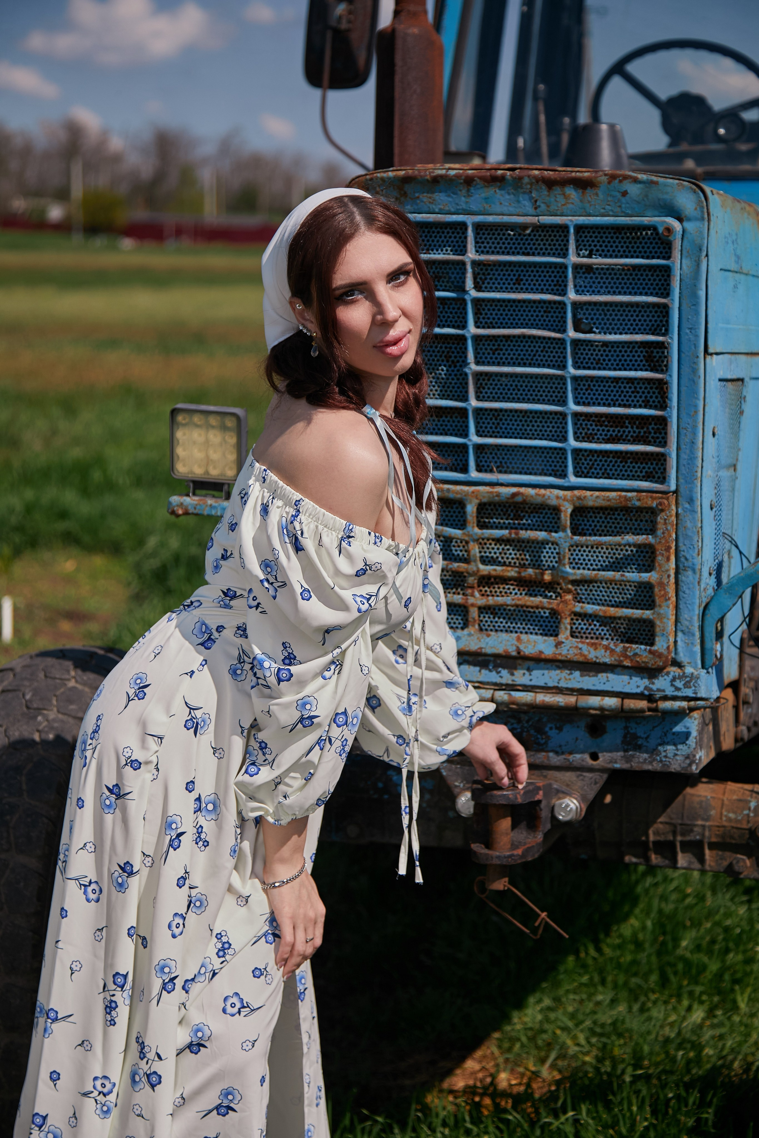 «Трактор». Свадебный и креативный фотограф в ЮФО и МСК