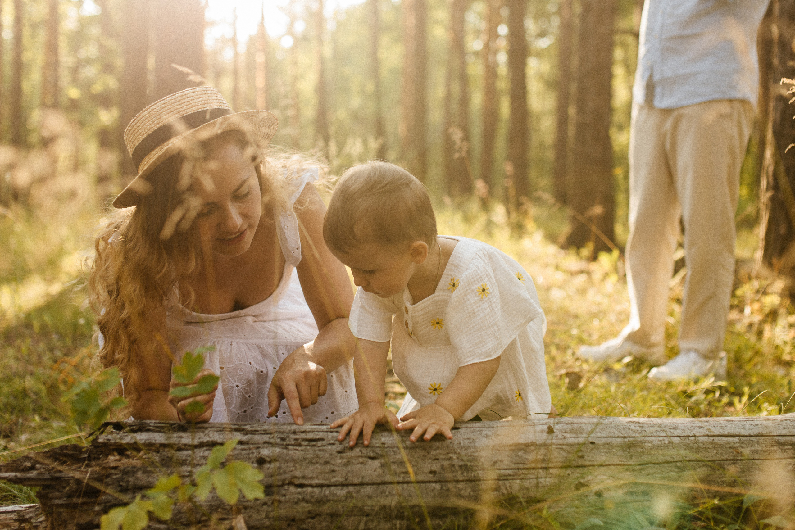 Семейная фотосессия в поле. Семейный фотограф в Самаре Елена Ефимова