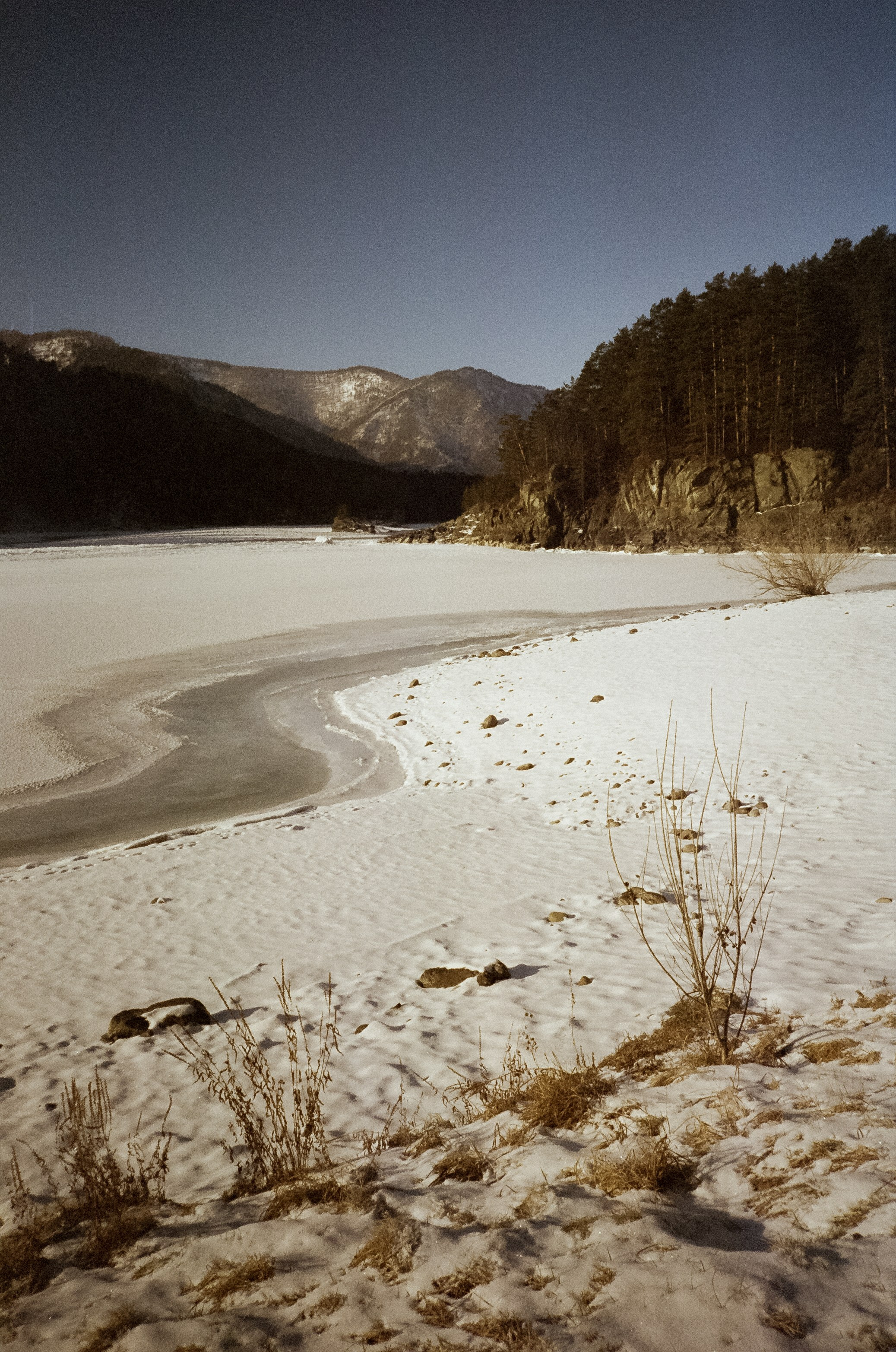 Кызыл-Таш. Зимний пляж. Фотограф-документалист Мария Осокина