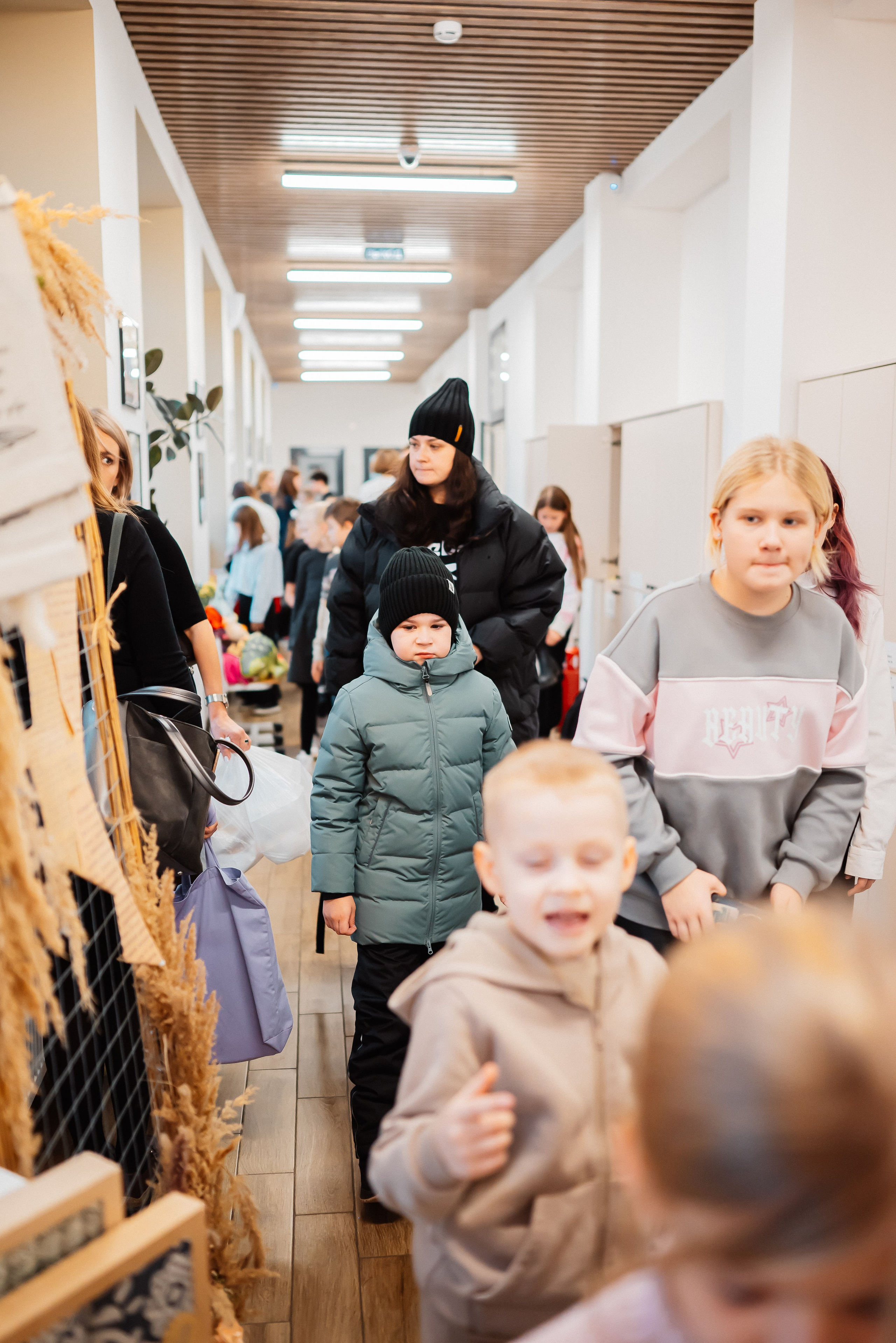 Ярмарка ко дню матери в частной школе К. М. Тенишевой. Фотограф Исламова Лилия, Смоленск