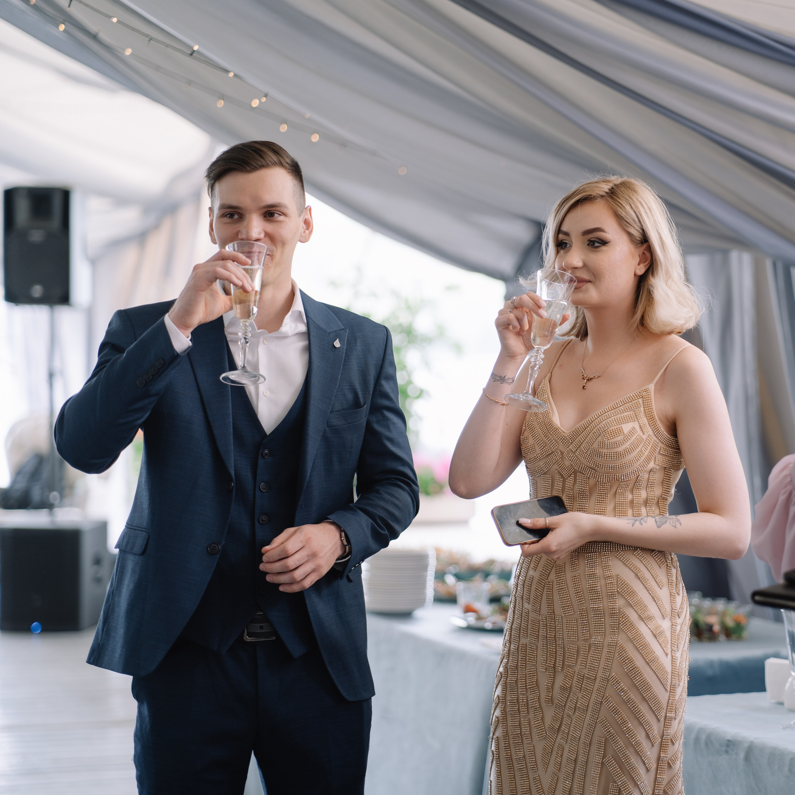 Выездная регистрация свадьбы в ресторане River Club Moscow. Свадебный и семейный фотограф в Москве Светлана Зоткина