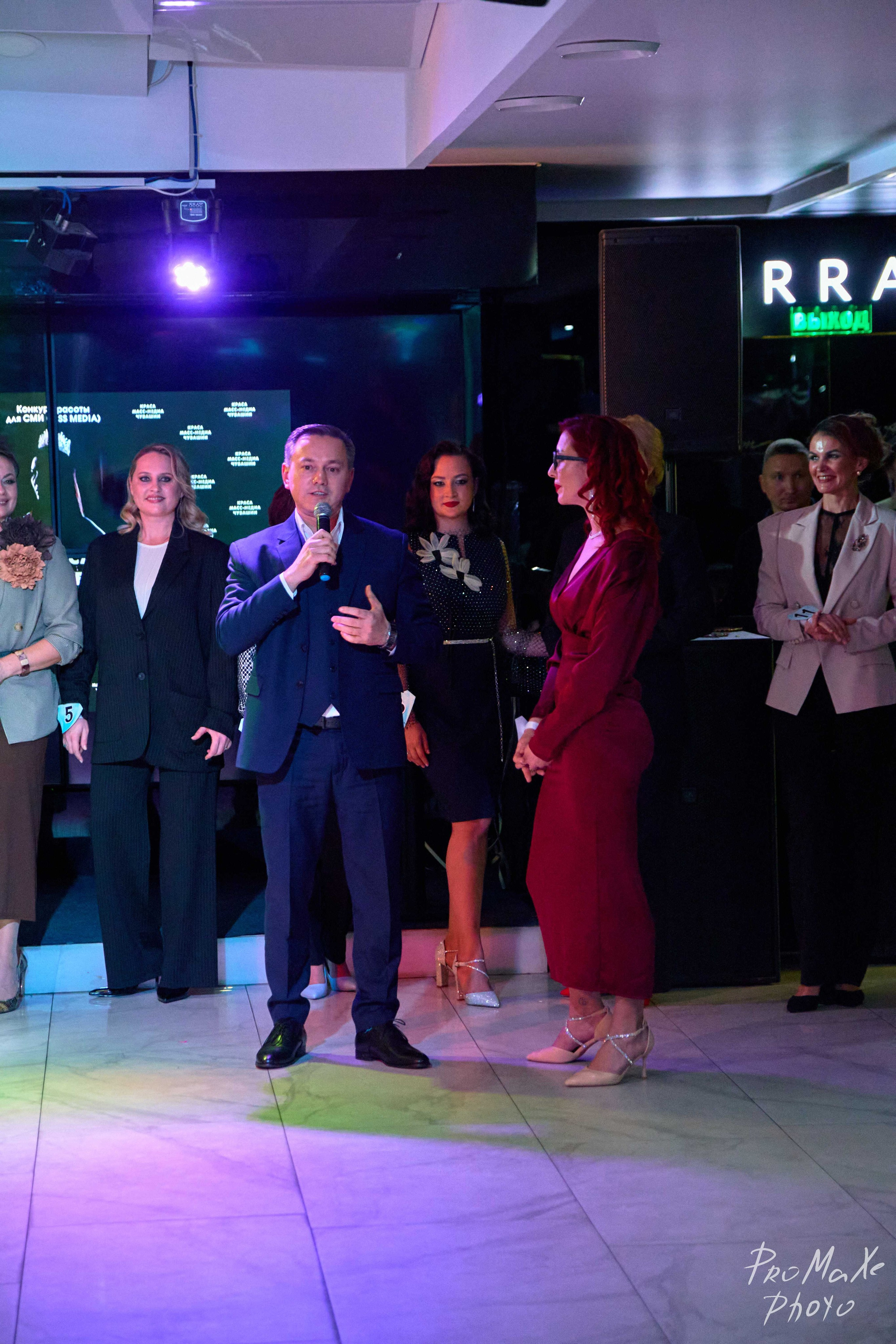 Зал КРАСА МАСС-МЕДИА ЧУВАШИИ. Владимир Суздалов (ProMaXe) — Портретный фотограф, тематические фотосессии в Чебоксарах