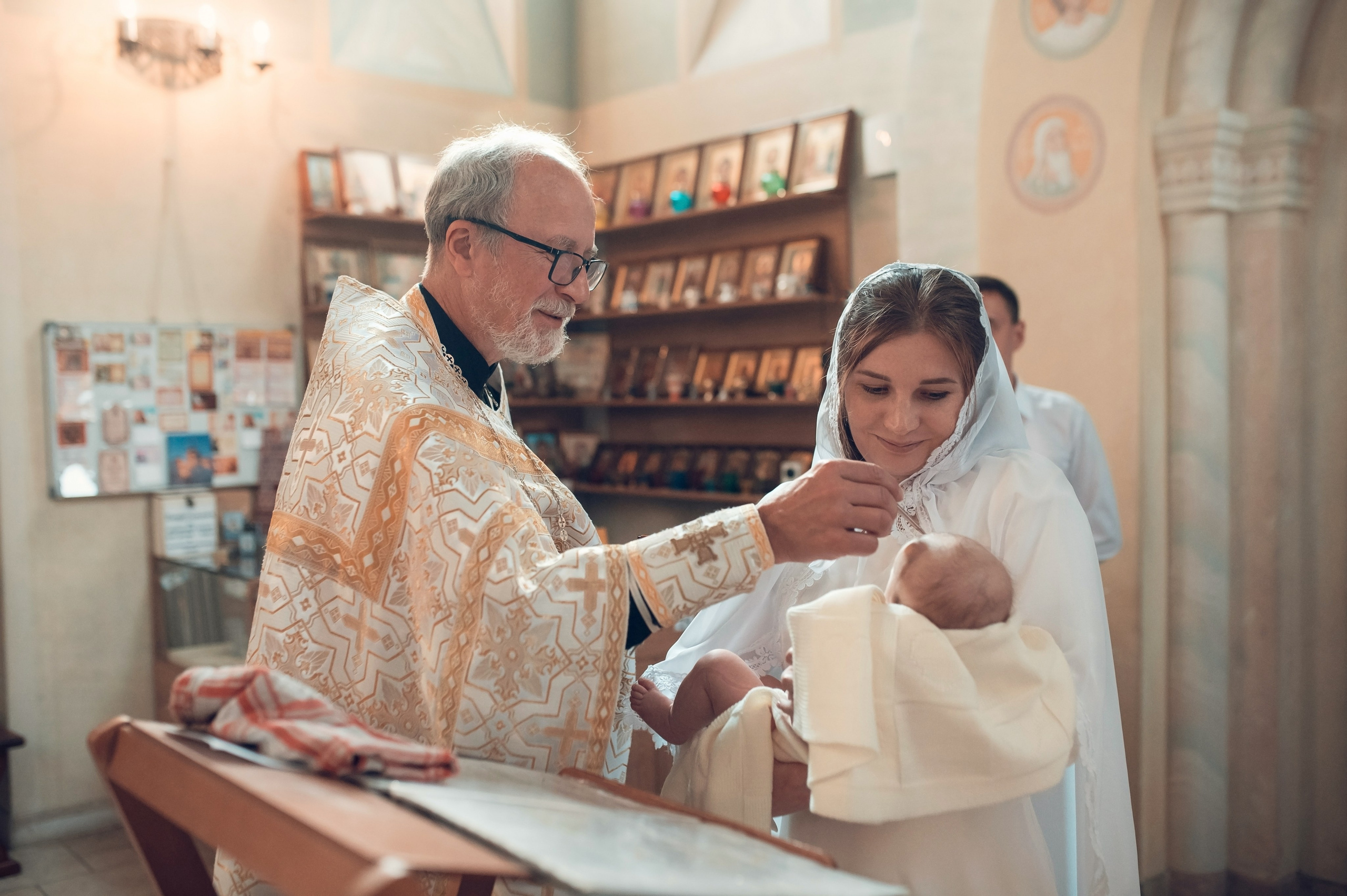 Таинство Крещения Церковь иконы Божией матери Всецарица. Семейный фотограф Олеся Батурина Рязань