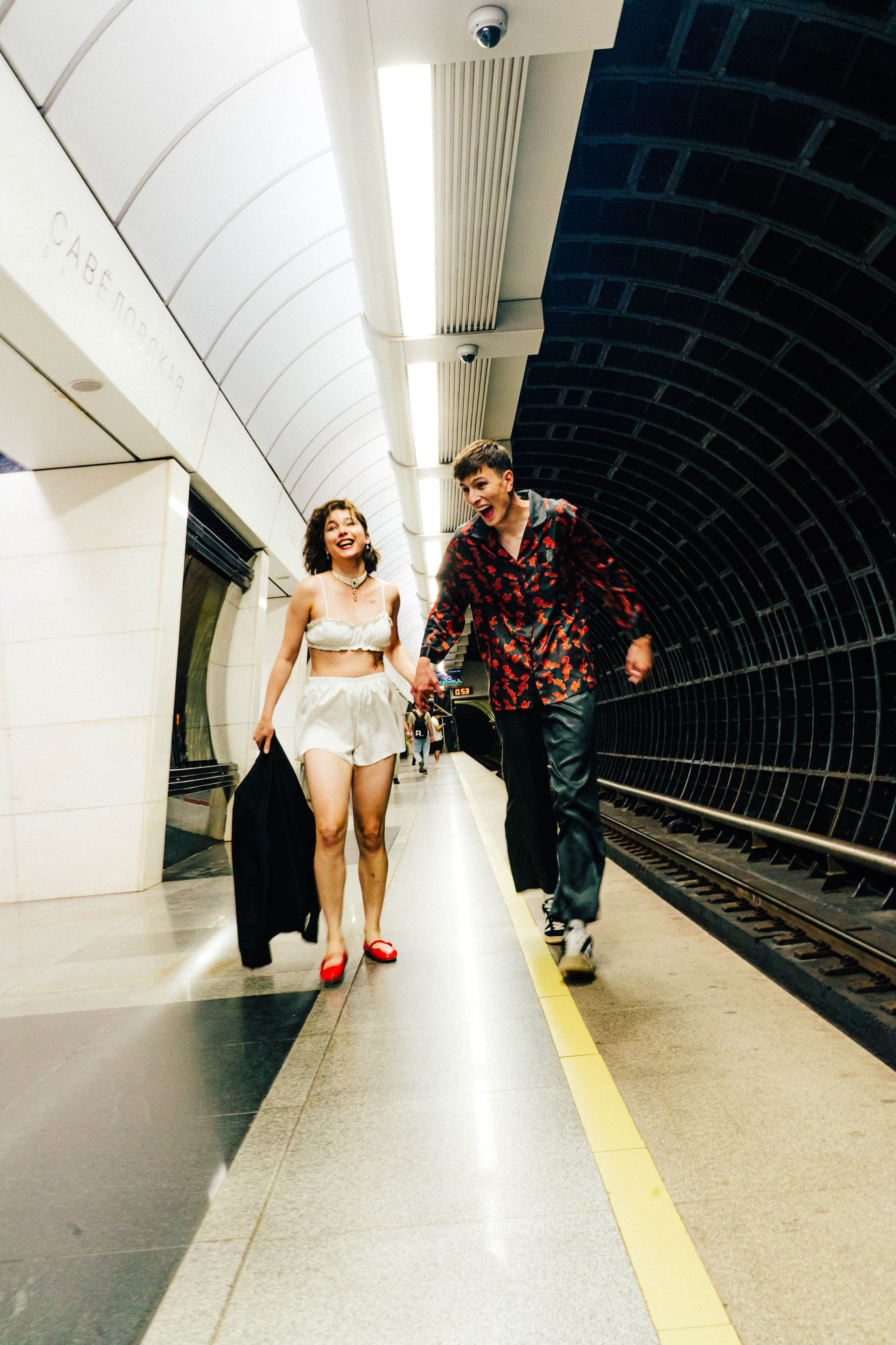 Ночь в метро. Портретный фотограф в Москве Эмиль Халиков