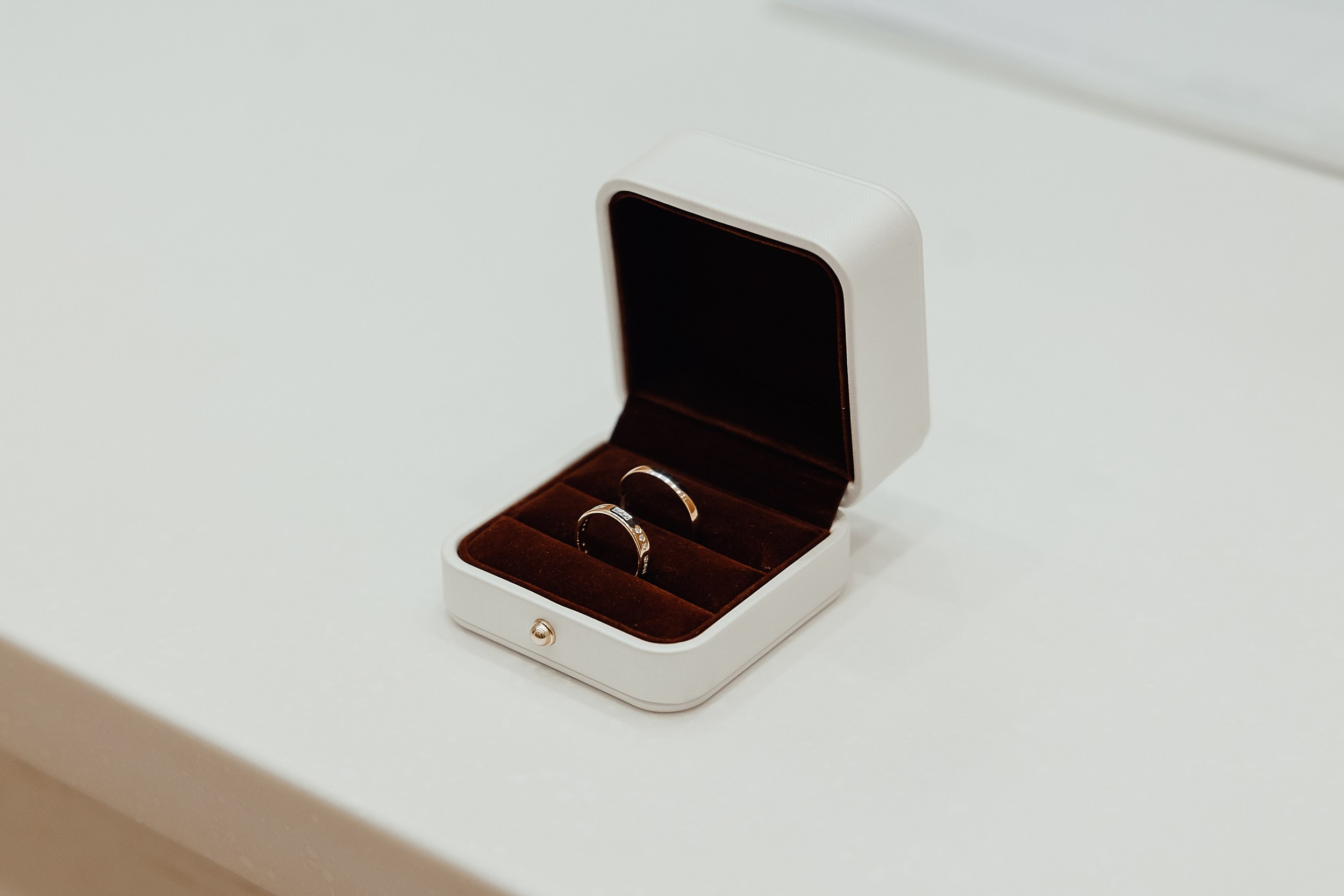 Свадьба в отеле Twelve Reasons, Барвиха Luxury Village, La Riva Hall в Москве. Свадебный фотограф в Москве Дарья Олендарёва