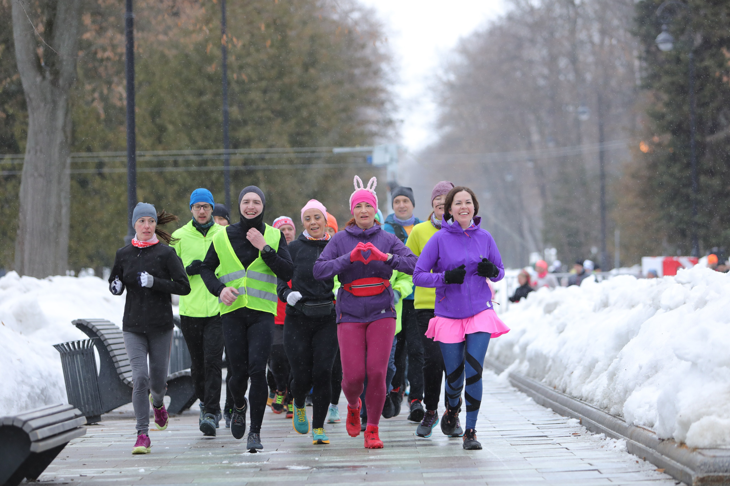 Забег 8 Марта, Речной вокзал. Фотограф Сергей Ловкий