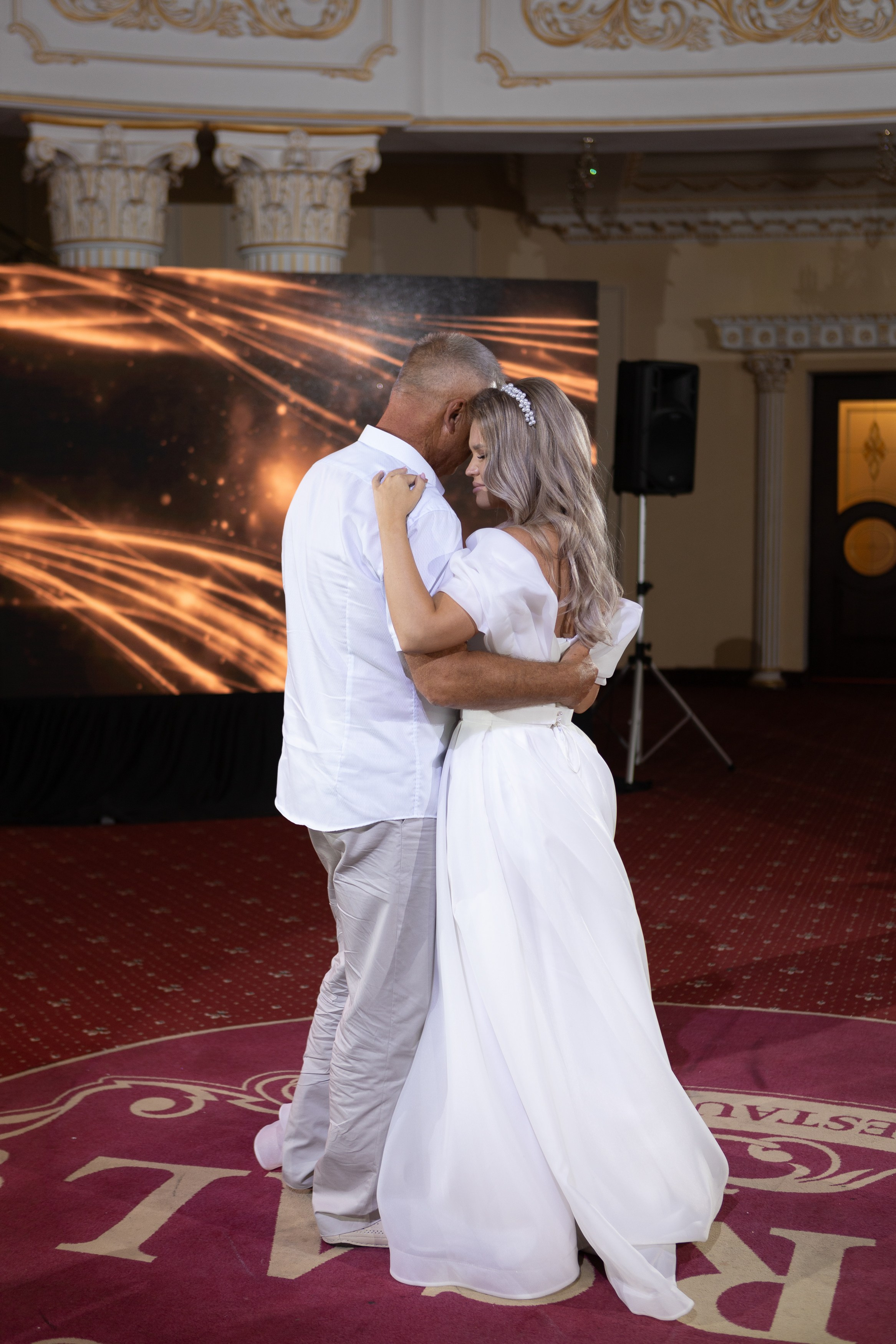 Свадебный фотограф Уфа — Руслан ГабдлисламовЖивые эмоции, красивые кадры, воспоминания на всю жизнь.Работаю по всей Республике Башкортоста. Свадебный фотограф Уфа Руслан Габдлисламов