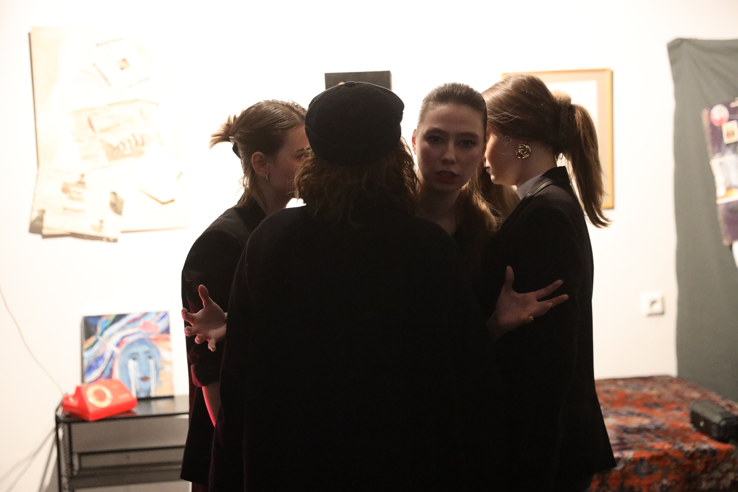 Выставка-перформанс. Творческое пространство в Санкт-Петербурге