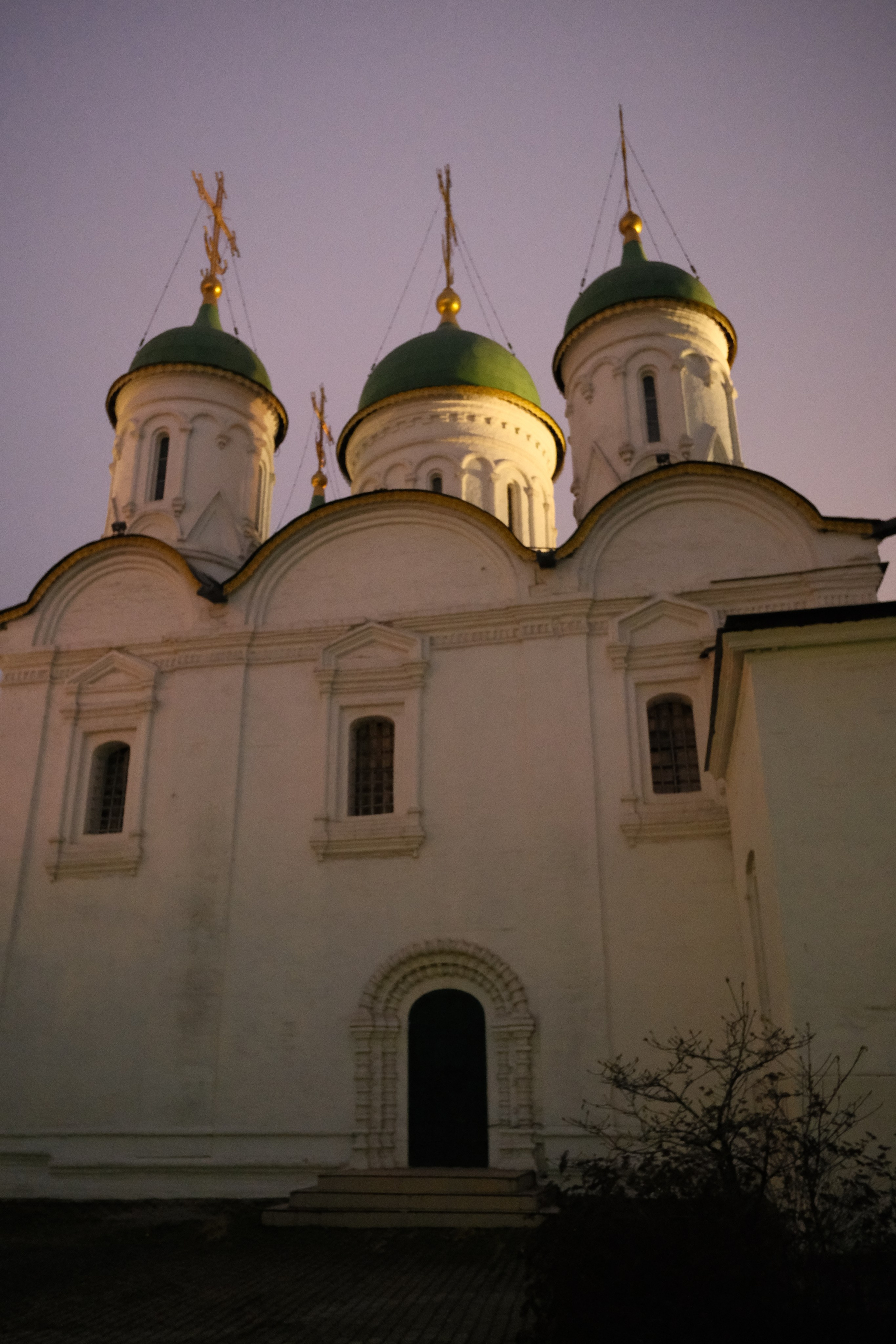 Вечерний город. Улица, люди, жизнь…