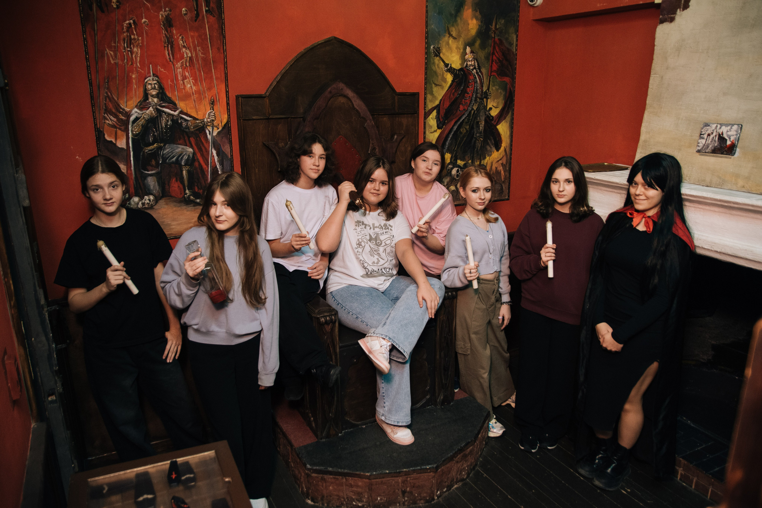 Квест в Нелогике. Фотограф в Москве. Индивидуальные и парные съёмки, мероприятия, промо-съёмки для артистов