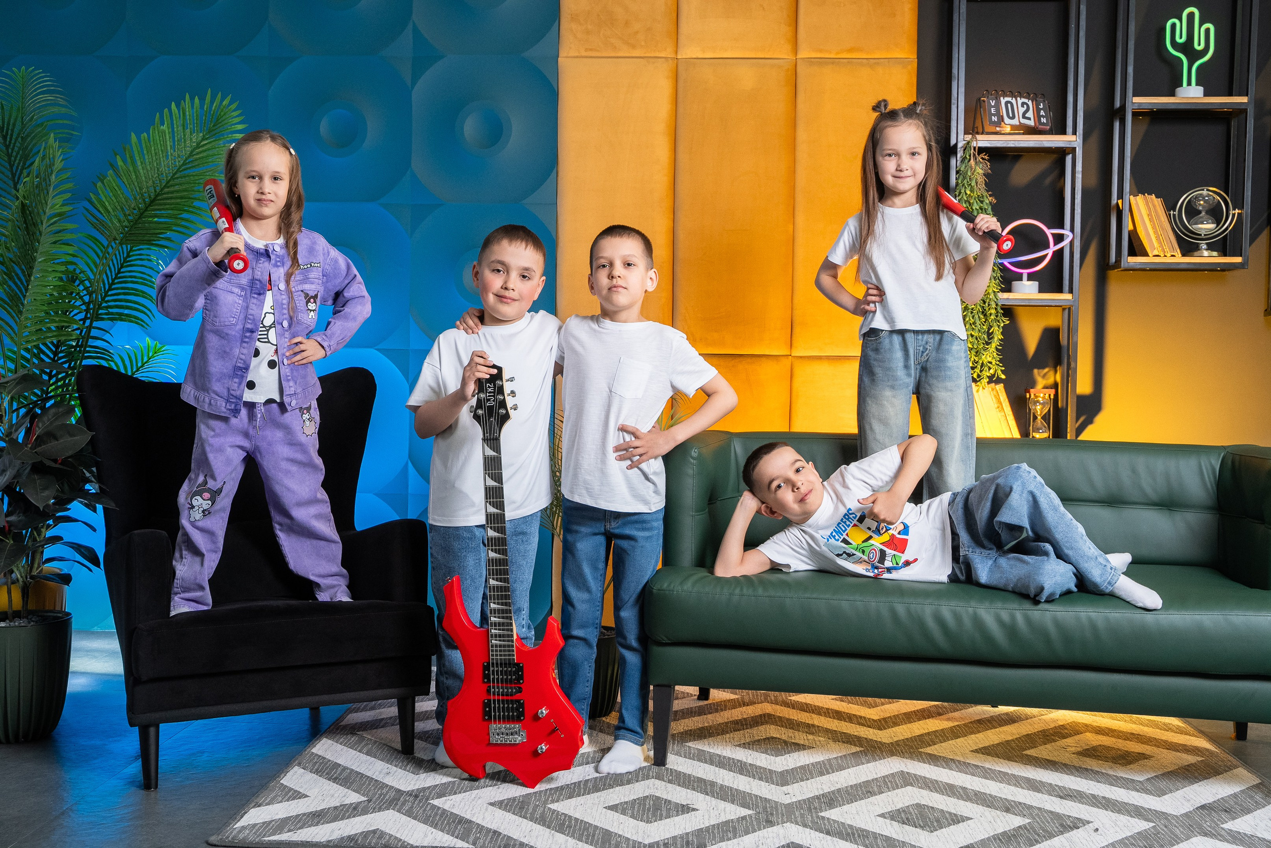 Выпускная фотосессия в фотостудии. Выпускные альбомы Нижнекамск Набережные Челны Фотостудия Небо