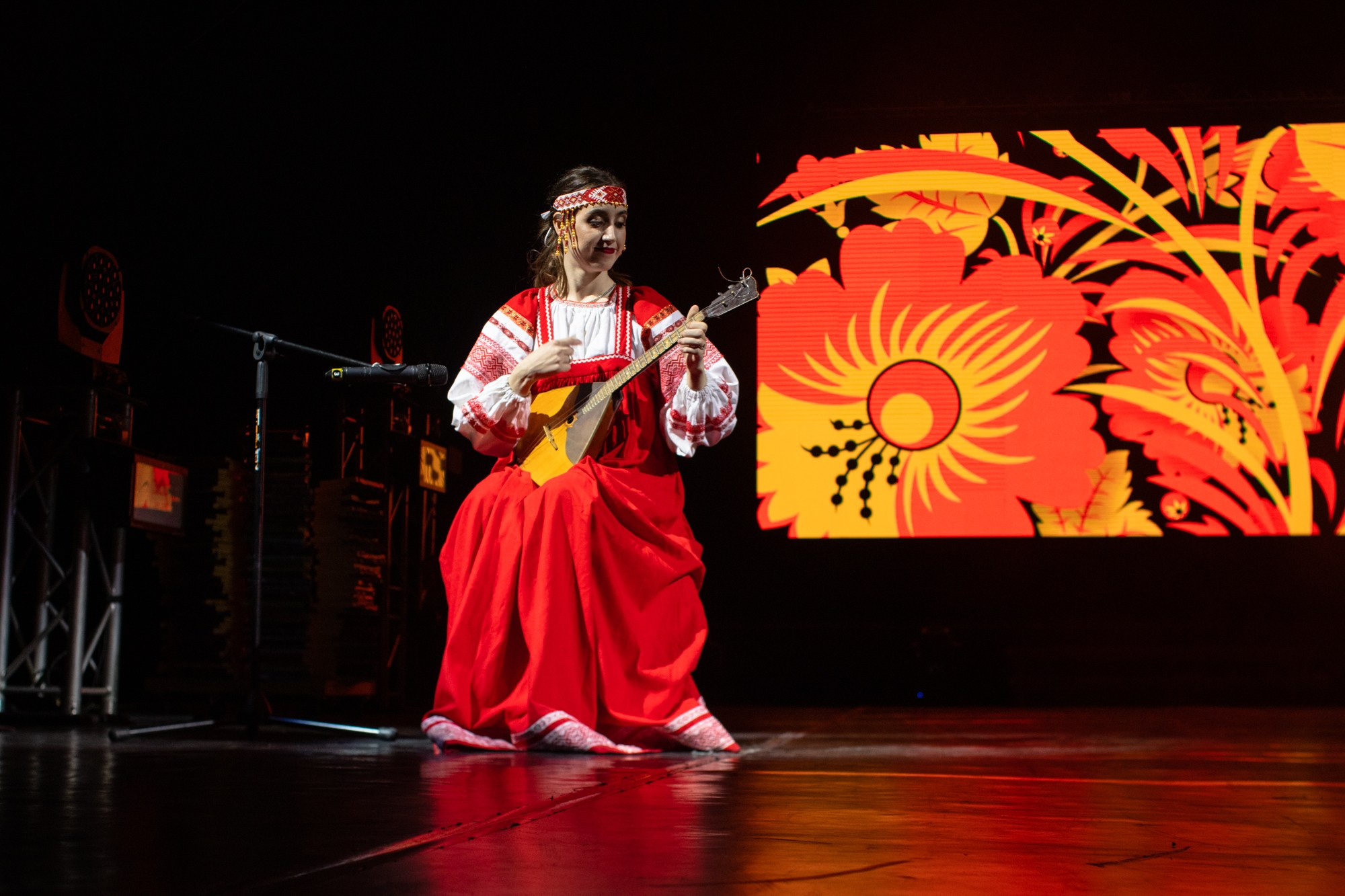 Конкурс красоты Мисс КубГУ 2021. Репортажный, промышленный и маркетплейс-фотограф Дмитрий Чернат