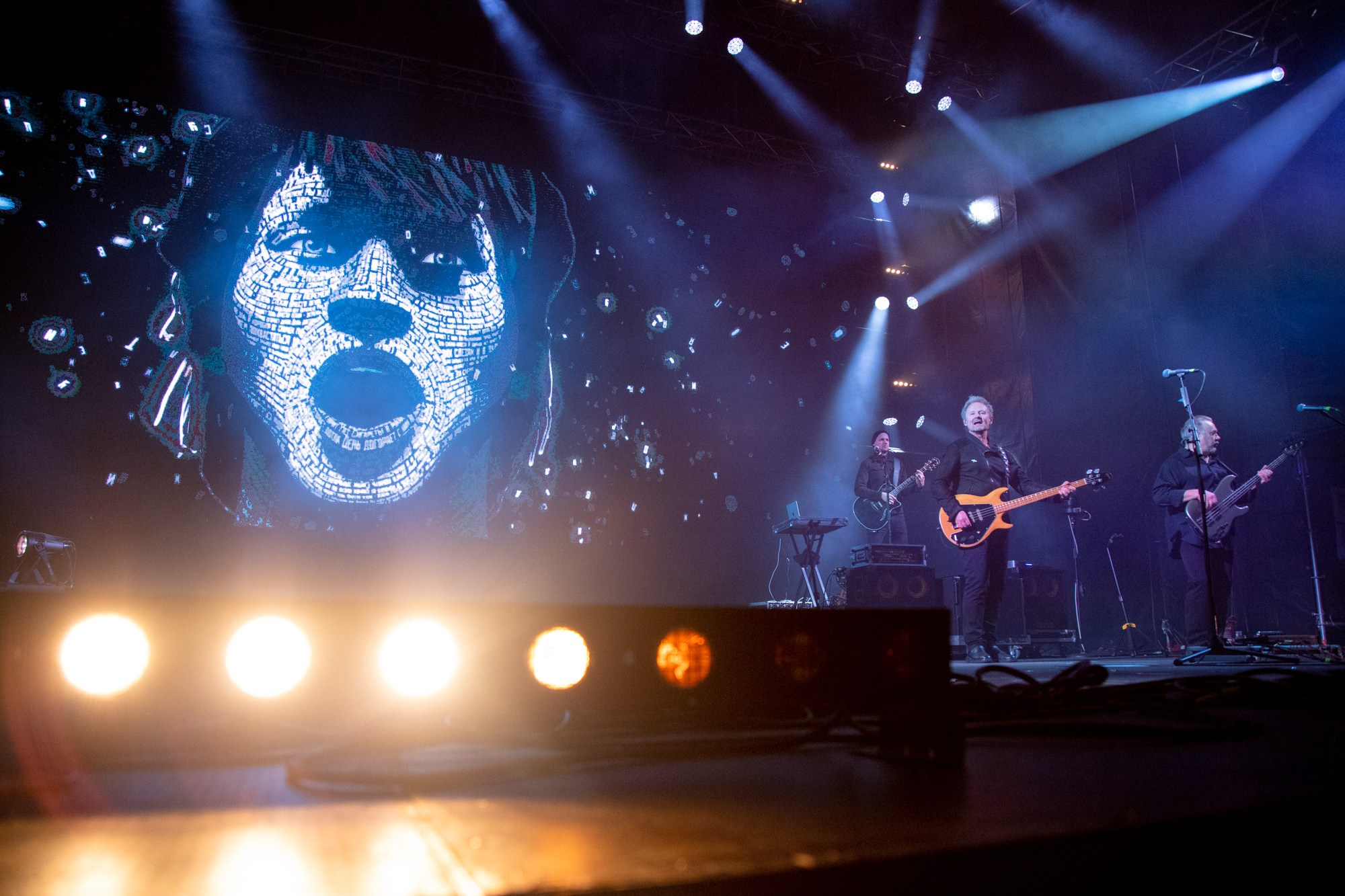 Группа «КИНО». Репортажный, промышленный и маркетплейс-фотограф Дмитрий Чернат