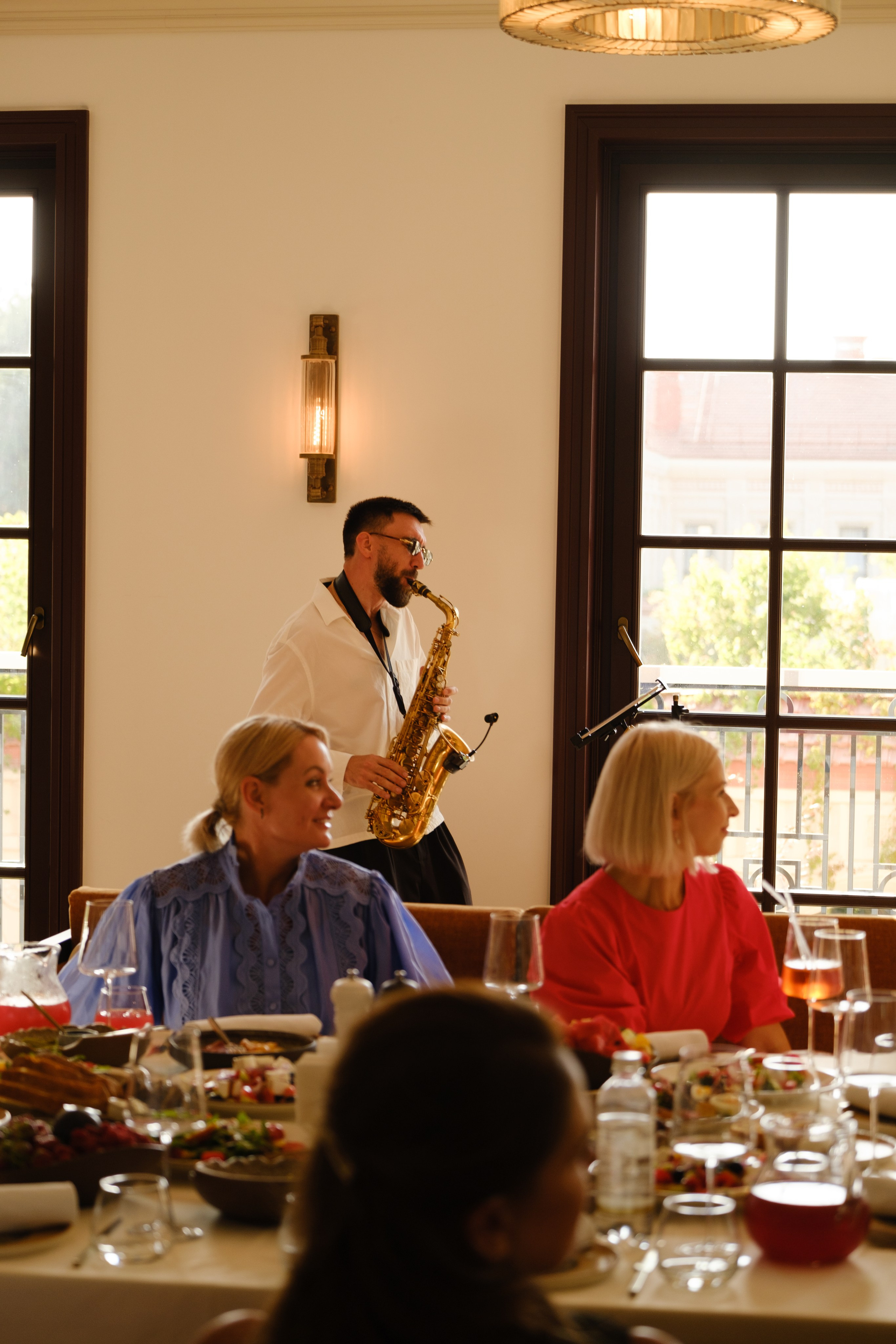 Фотограф на юбилей в Крыму | Съемка дня рождения | Илья Желдак. Профессиональная фотосъемка в Крыму. Натуральные эмоции и живые кадры. Забронируйте дату прямо сейчас!