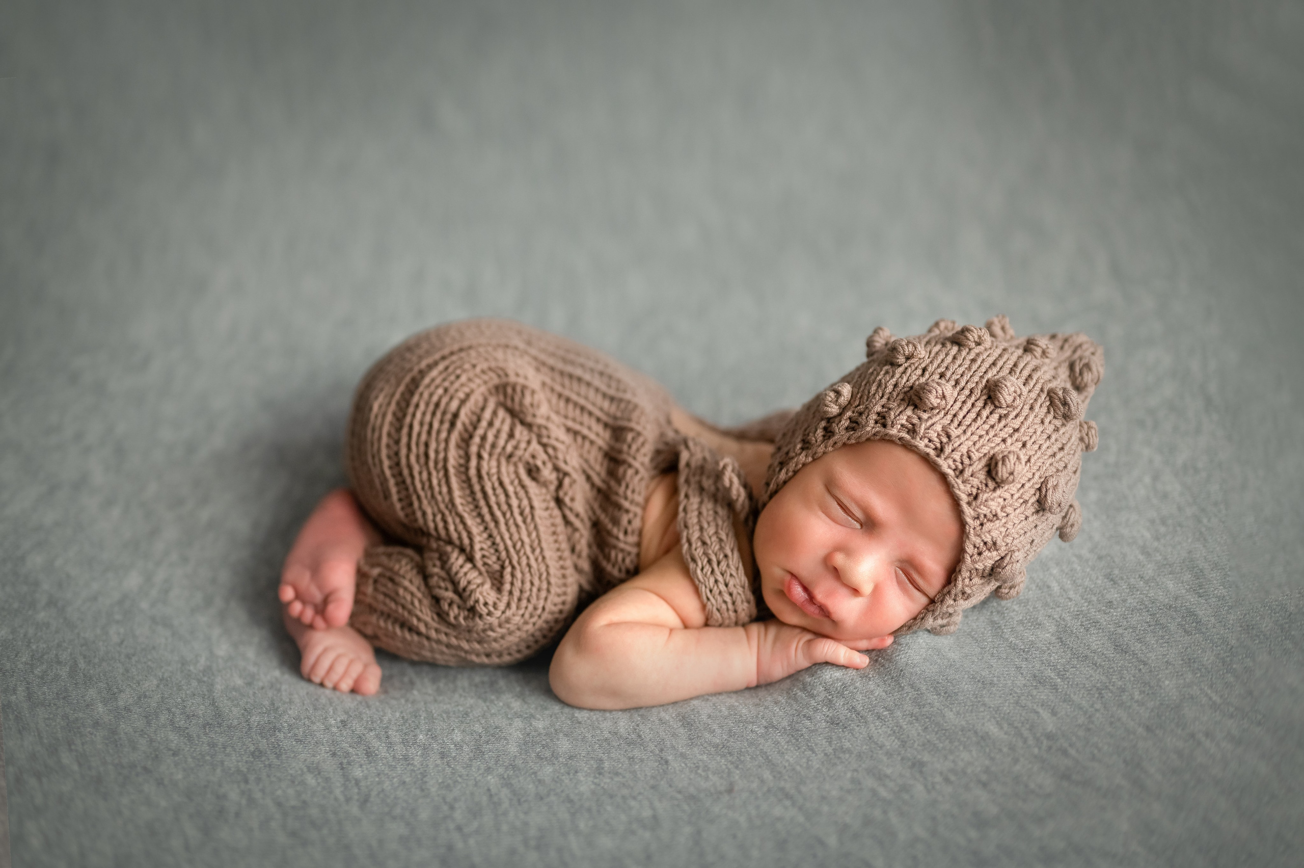 Фотограф новорождённых, семейный, школьный в городе Калуге Евгения