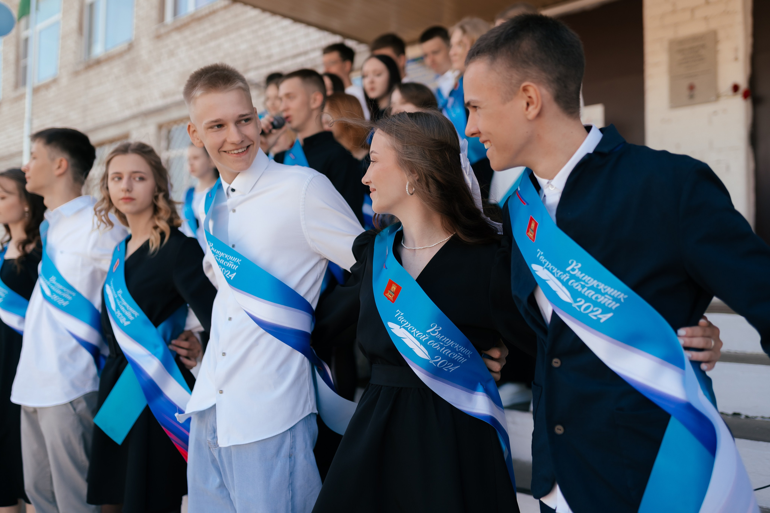 Последний звонок. Фотограф Торопец Кристина Абрамова Kanwellia photography