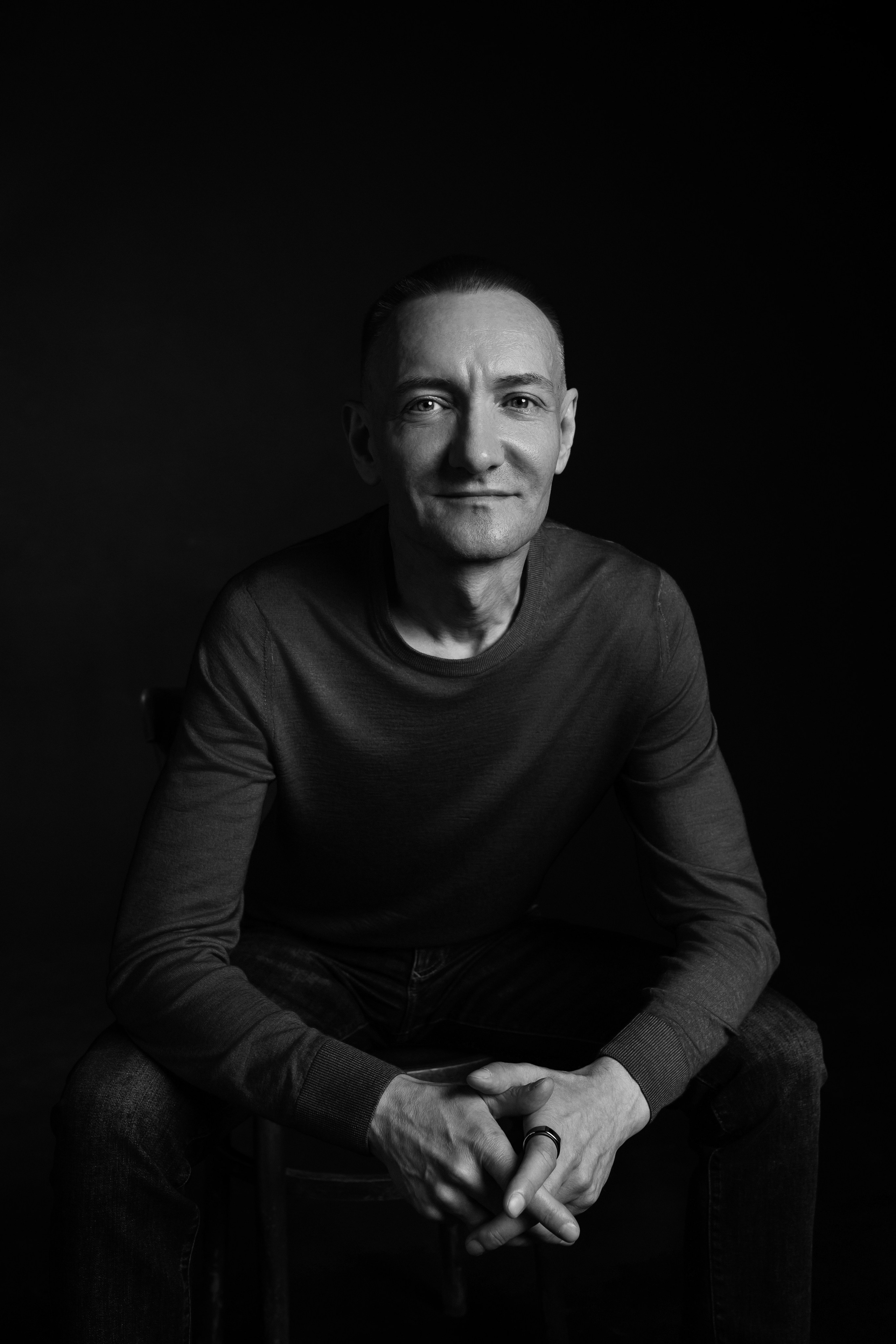 Андрей, чб съёмка в студии. Фотограф Наталия Федосова, г. Москва. TG и Instagram @nataliya_raw