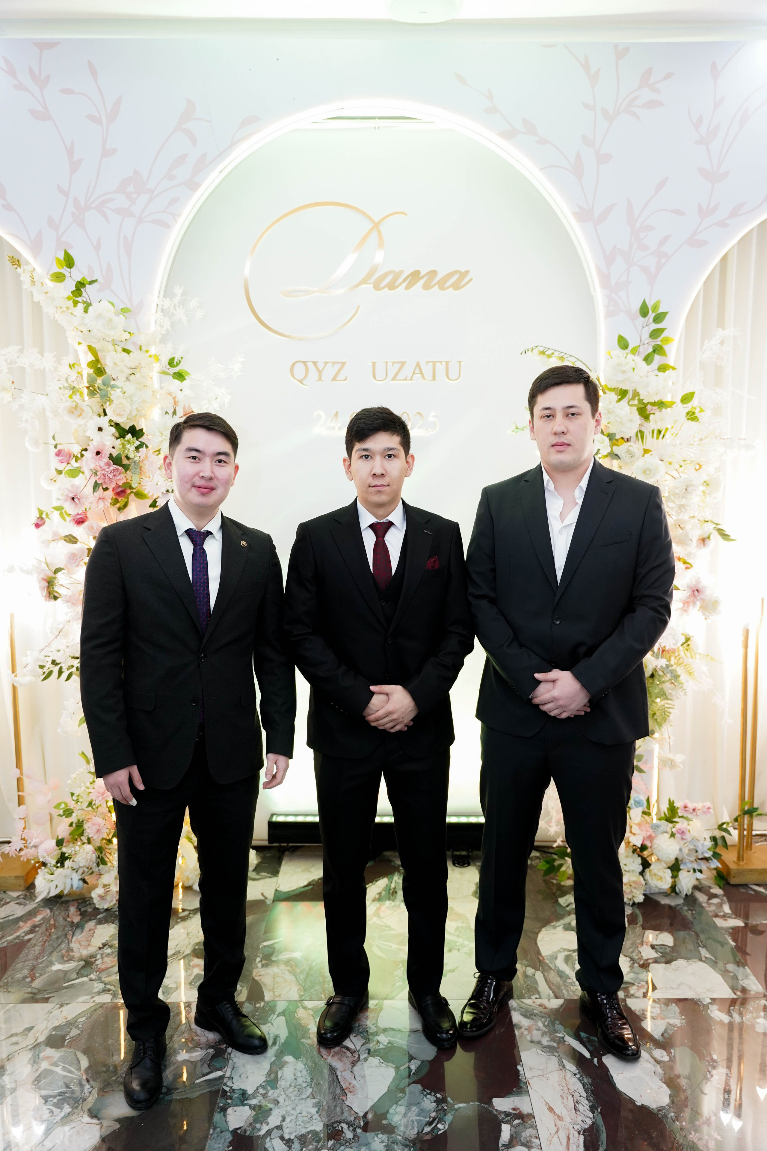 Dana uzatu. Фотограф Ернар Ержанов