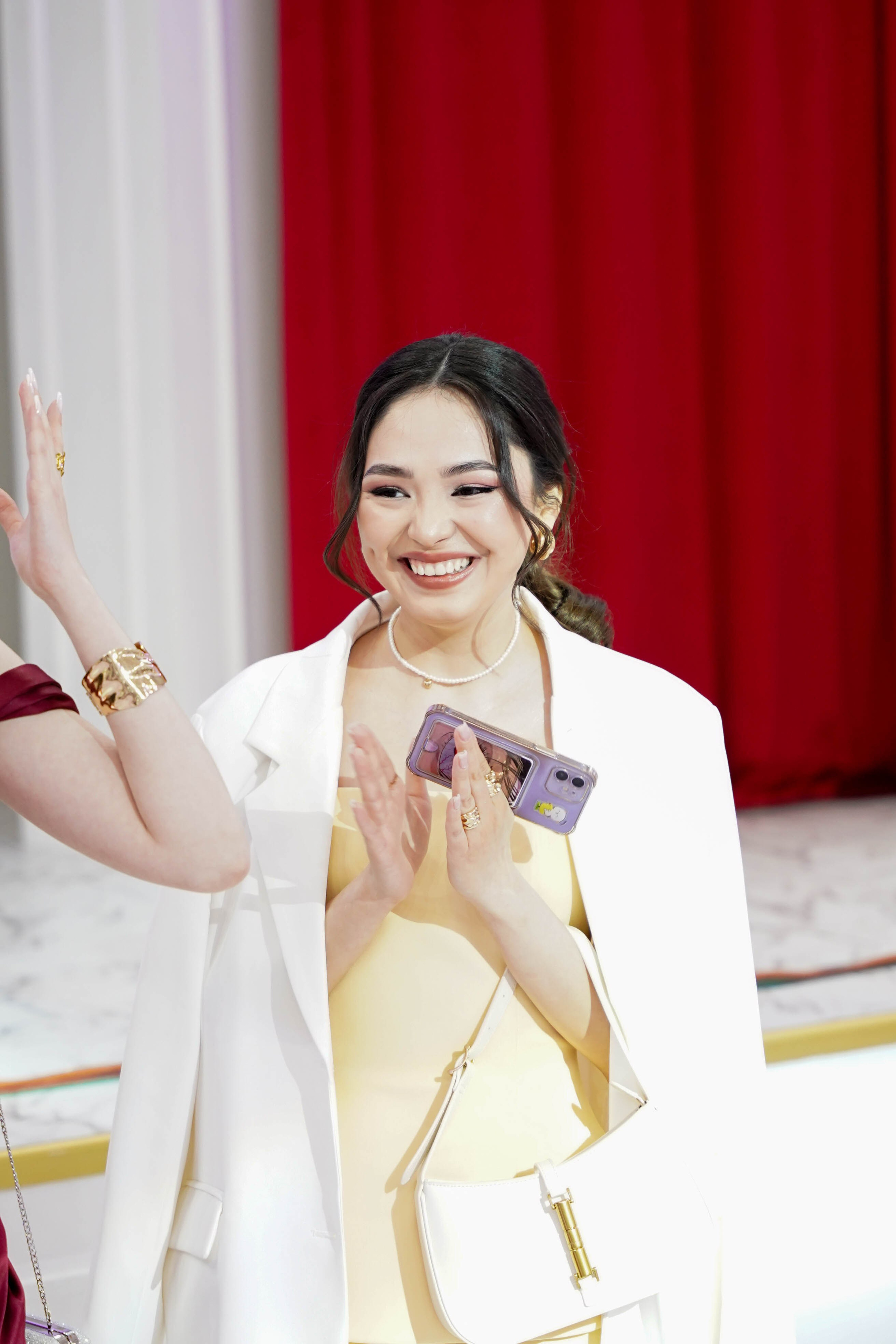 Dana uzatu. Фотограф Ернар Ержанов