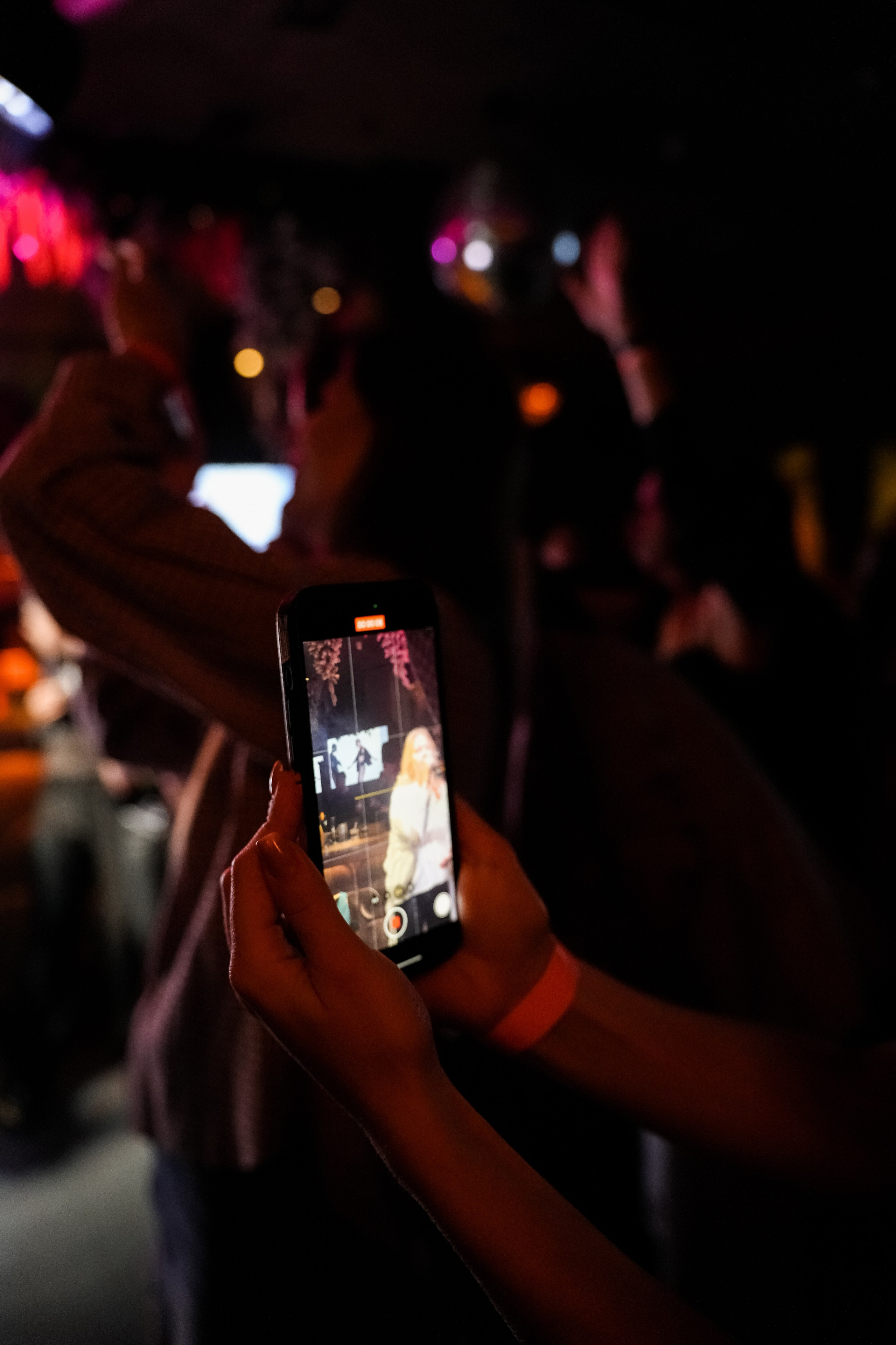 EVENT-туса в караоке. Свадебный фотограф и видеограф в Ростове-на-Дону. Максим и Наталья Лебедевы