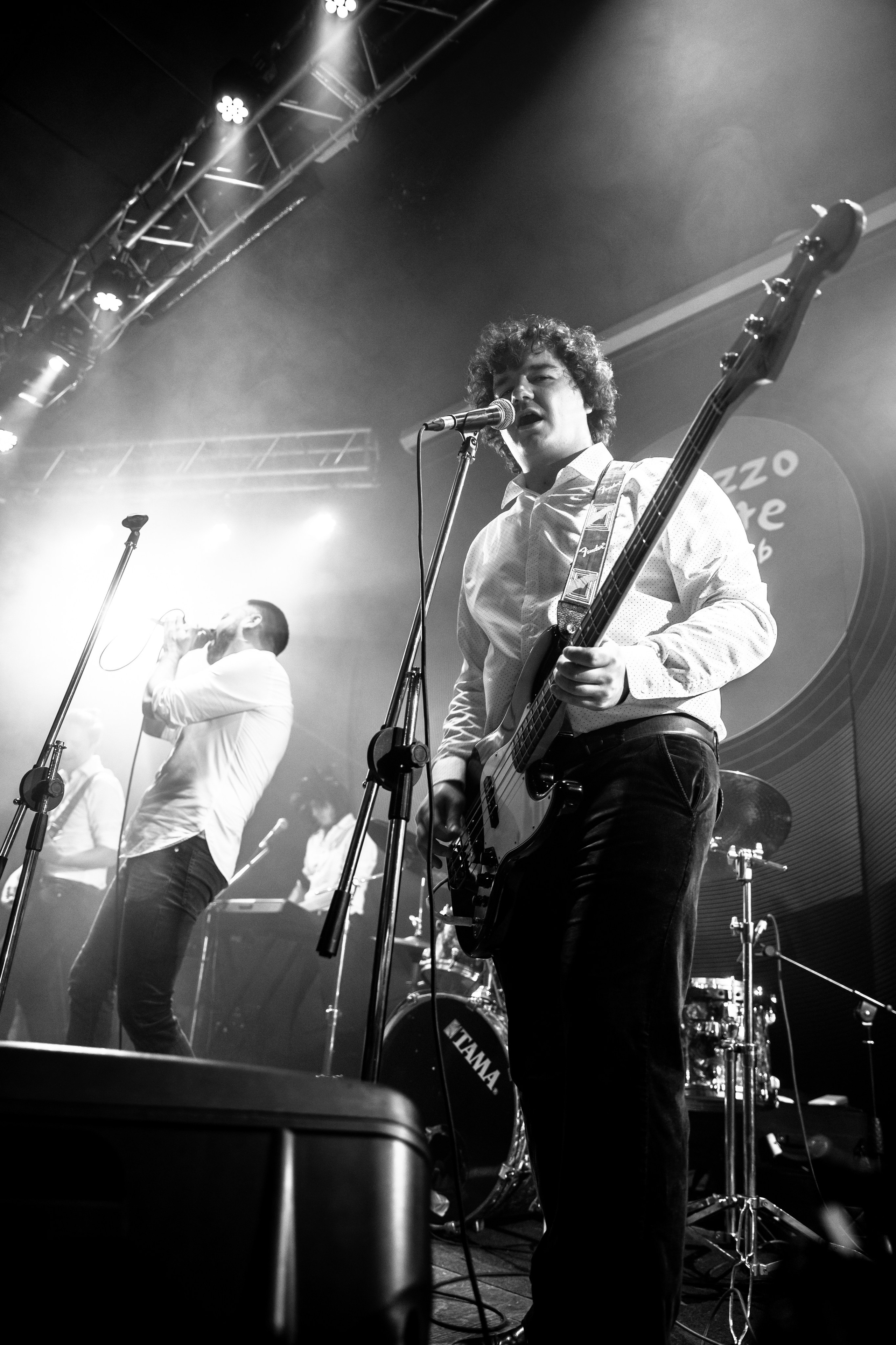 Концерт день дурака и разные люди. Свадебный и семейный фотограф Скрынник Светлана