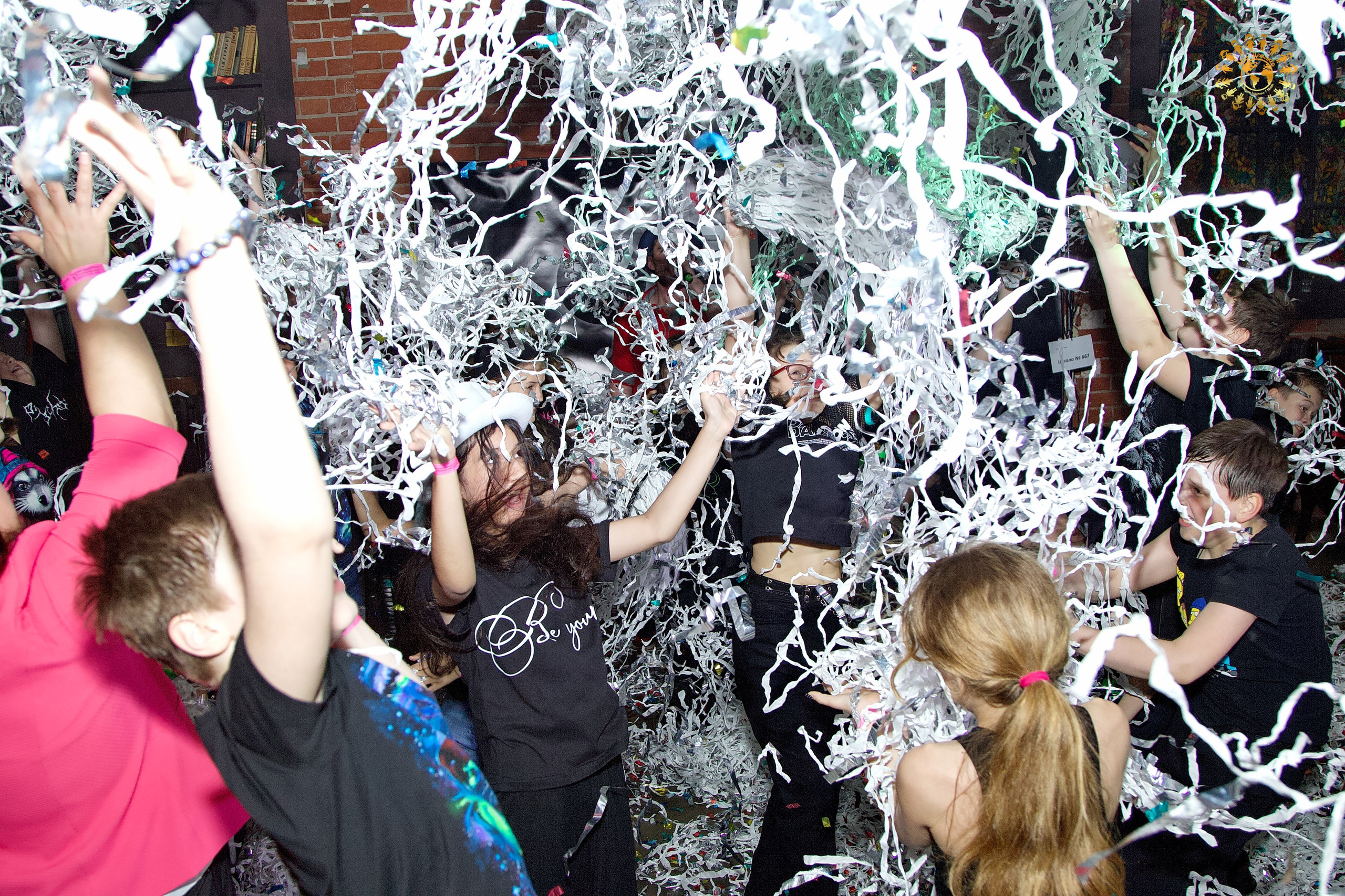 Выпускной 2023 (Школа 667, 4-й класс). Репортажная съемка в Москве и области. Анималистика