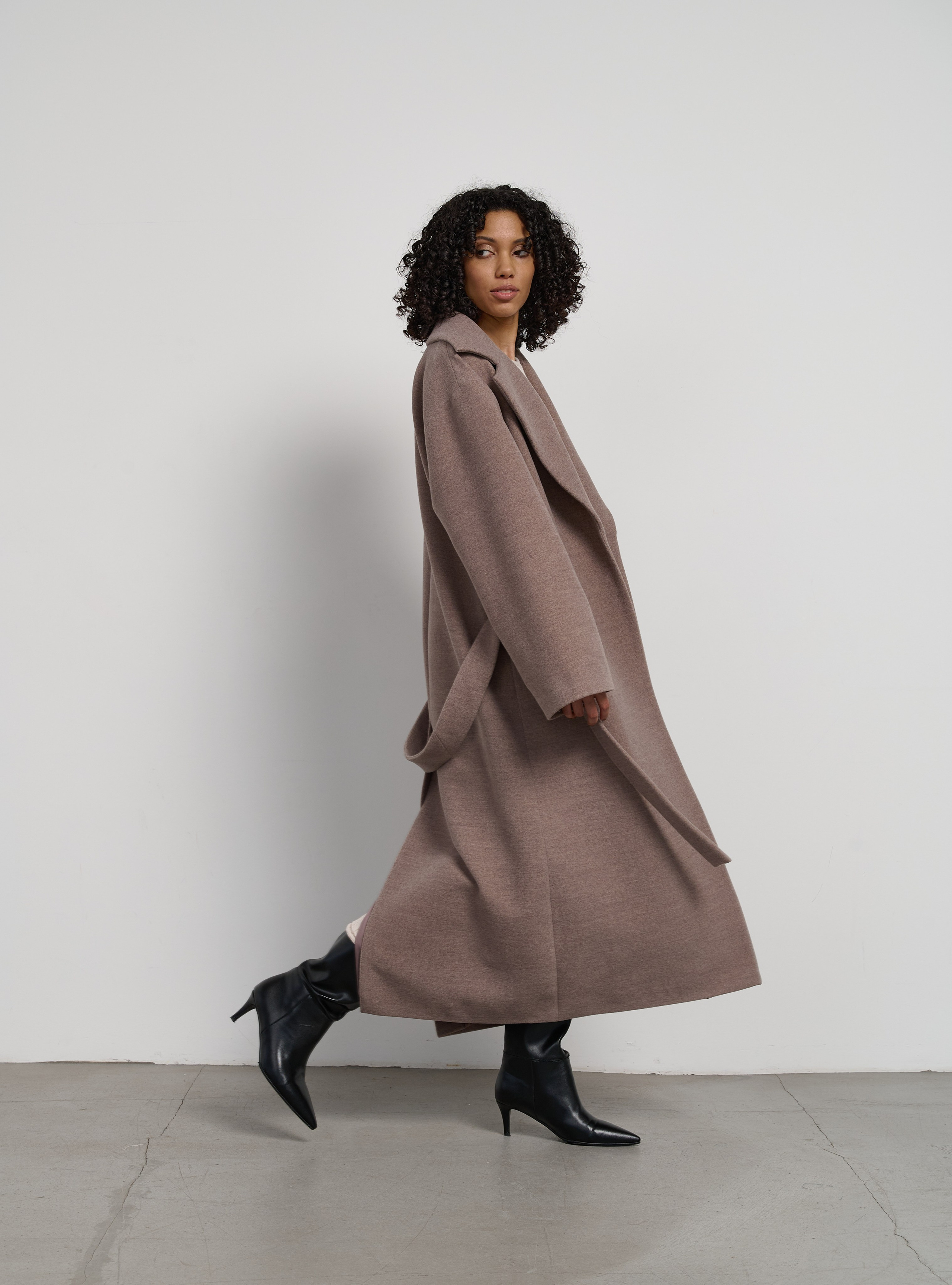 Lookbook для бренда Sheily. Fashion фотограф в Москве Ксения Чупрунова