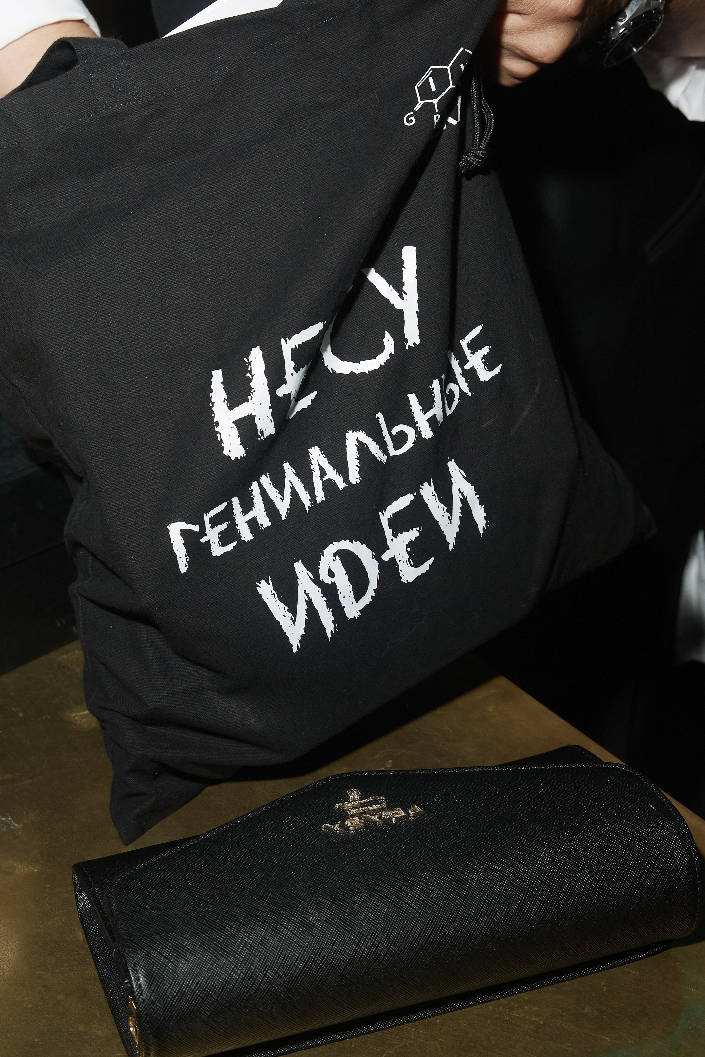 A MIRROR IS ONLY A HEART. Дмитрий Мазуркевич: Профессиональный Репортажный Фотограф