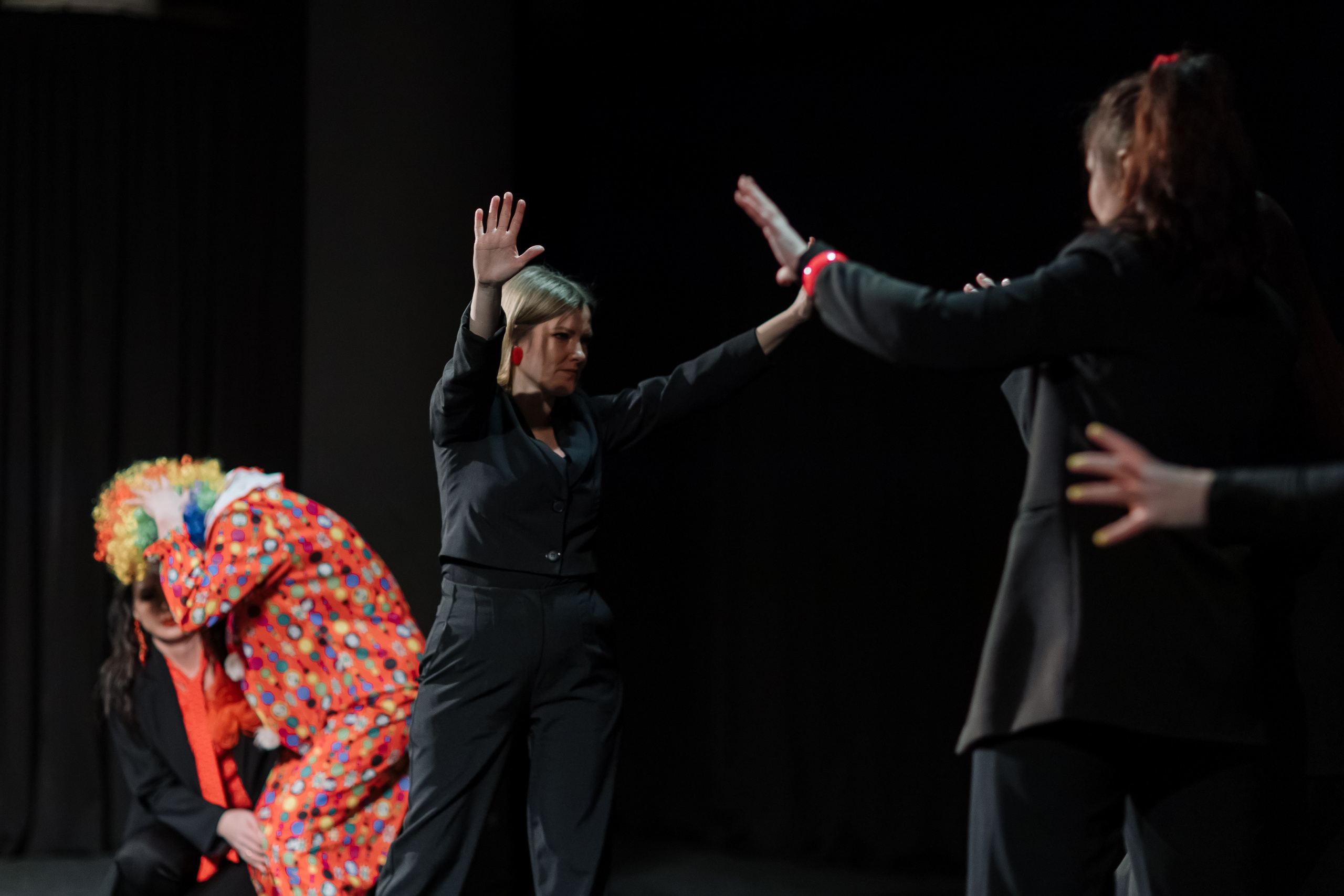 Спектакль. Свадебный фотограф