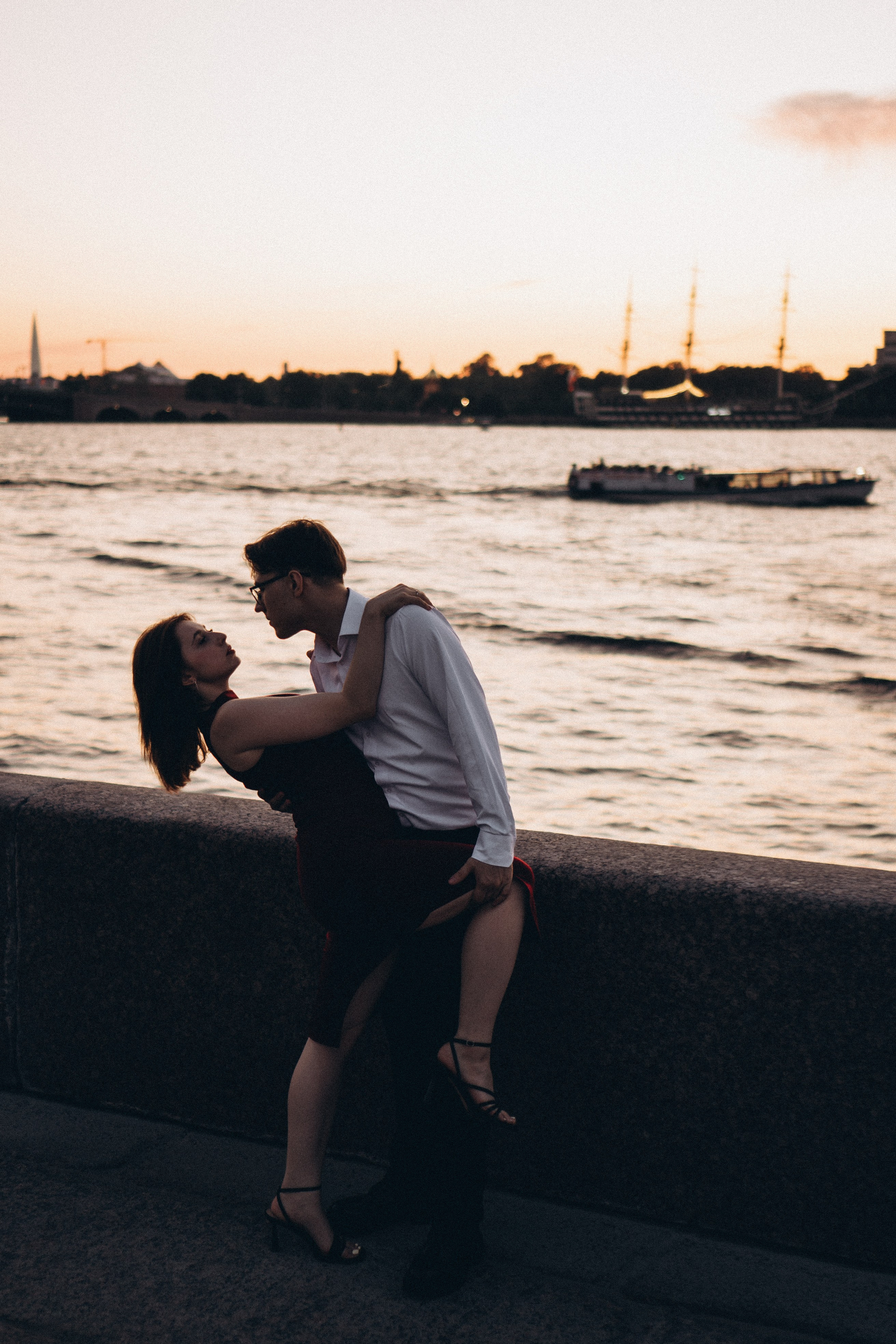 ПРОГУЛКА НА ЗАКАТЕ. Профессиональный фотограф, Санкт-Петербург — Виктория Богомолова