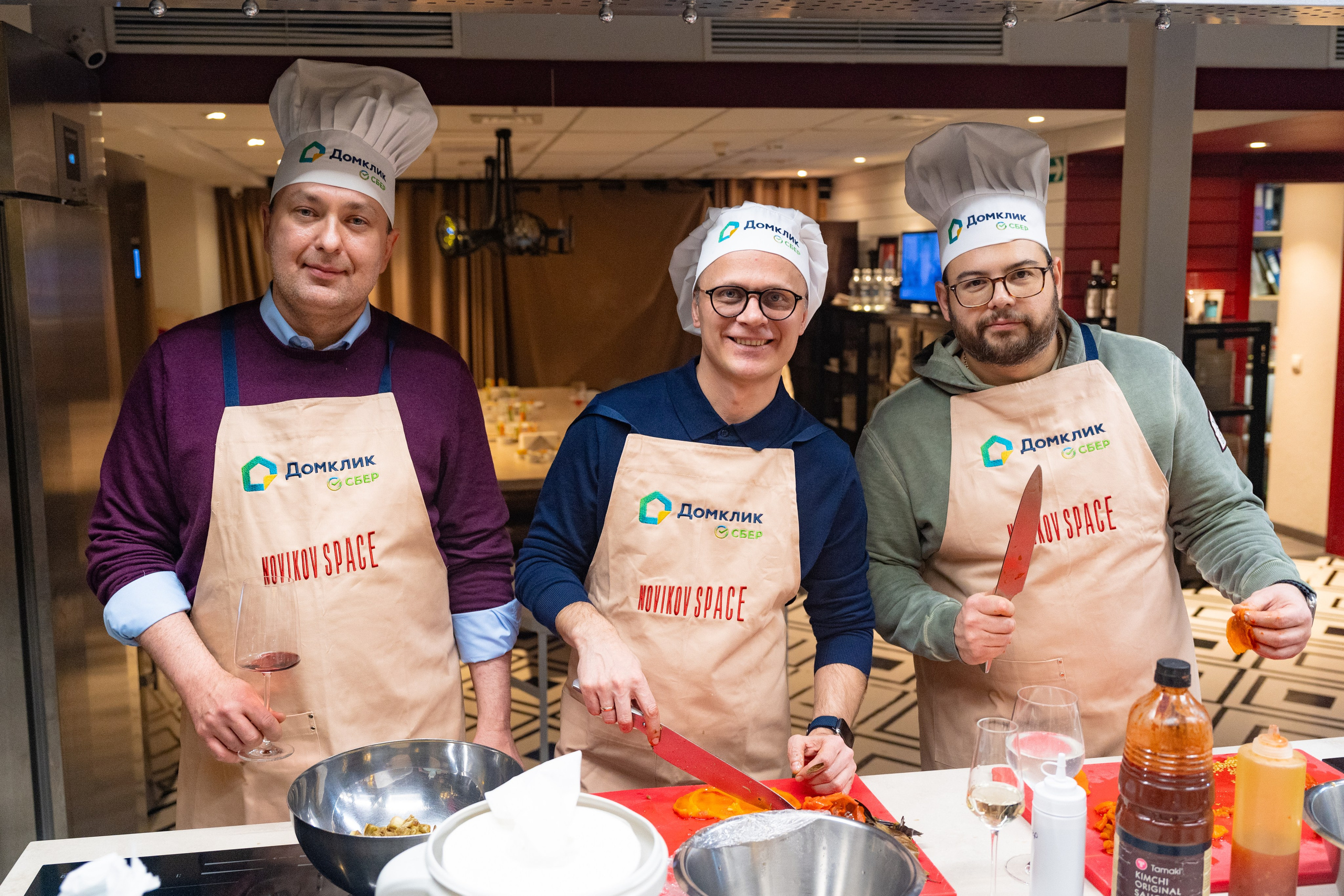 NOVIKOV SCHOOL — Умами зал. Фотограф Никита Комаров