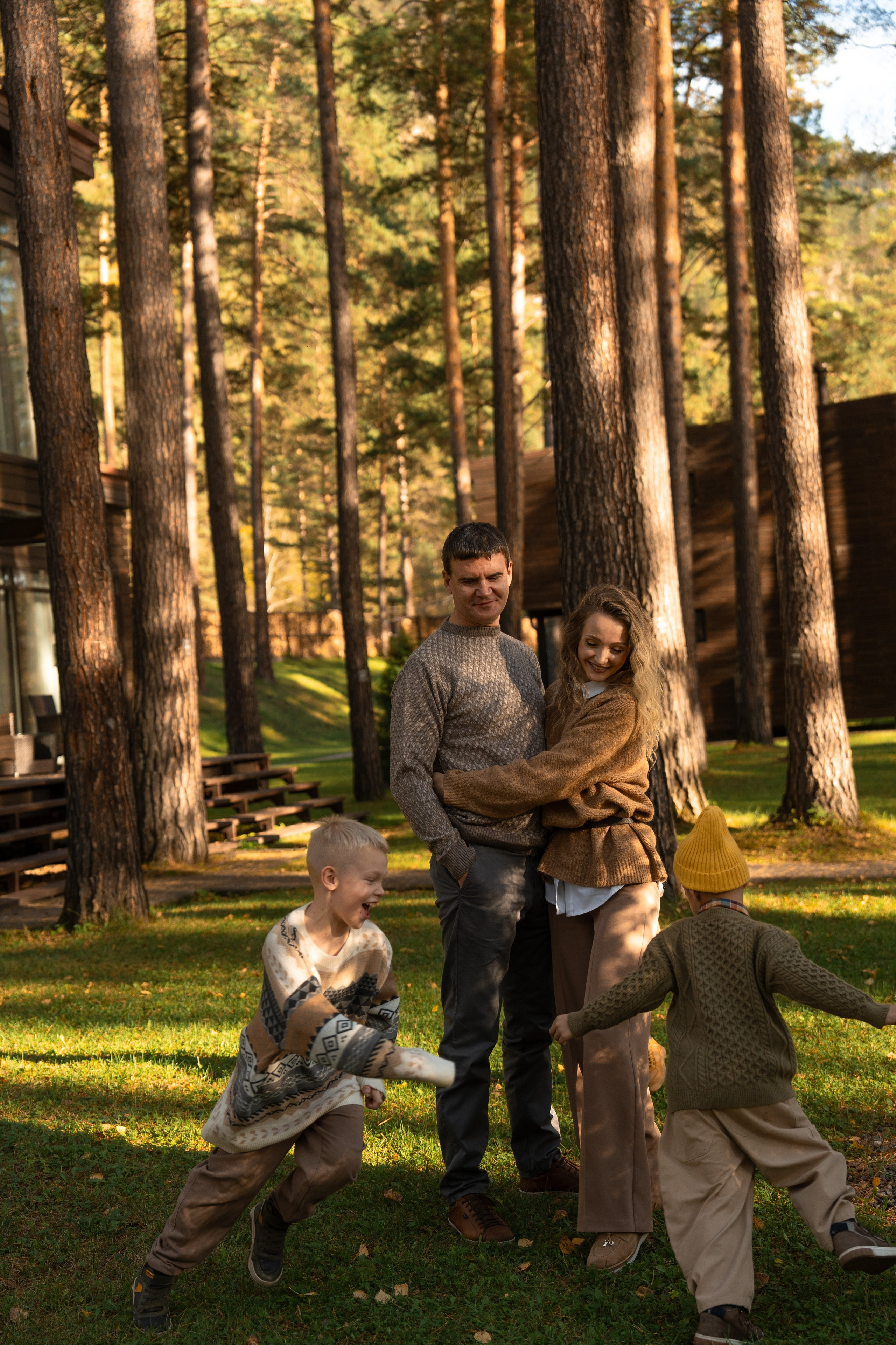 Семейная фотосессия в Москве для большой семьи. Свадебный фотограф в Москве Анна Полушина