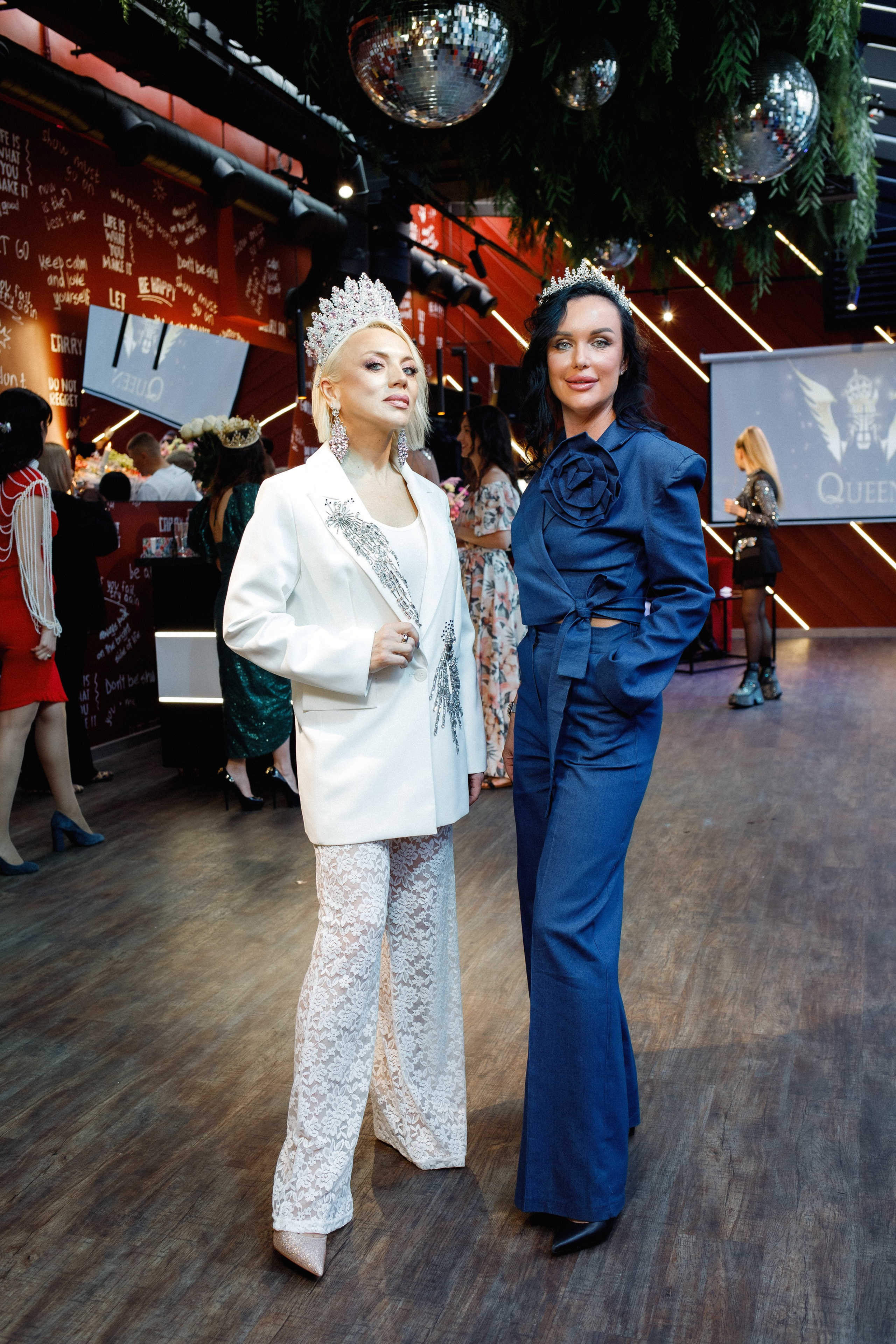 QUEEN KHV [12 ЛЕТ]. СВОИ. ФОТООТЧЕТЫ-СОБЫТИЯ-МЕСТА