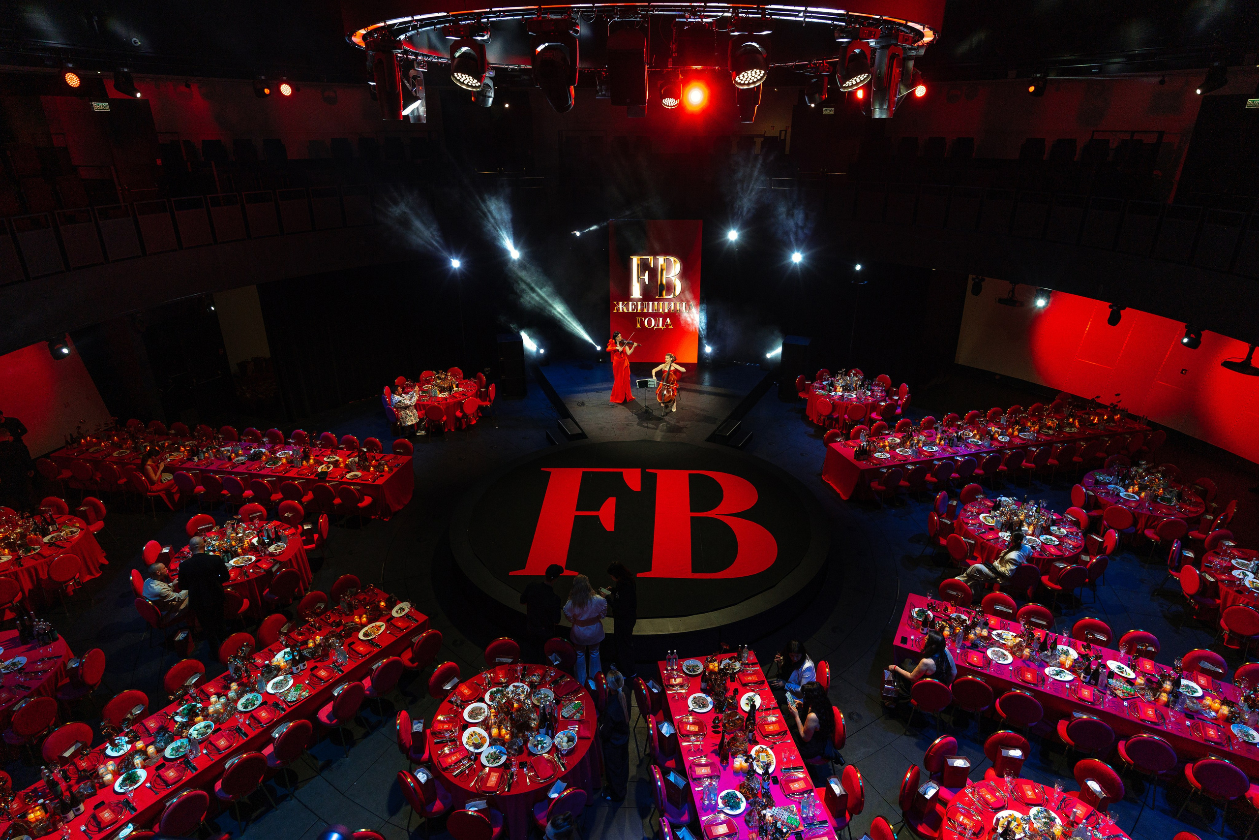 «Женщина года» по версии журнала FB / Москва, бизнес-центр «Матрёшка». Корпоративный, промышленный и имиджевый фотограф Максим Меш