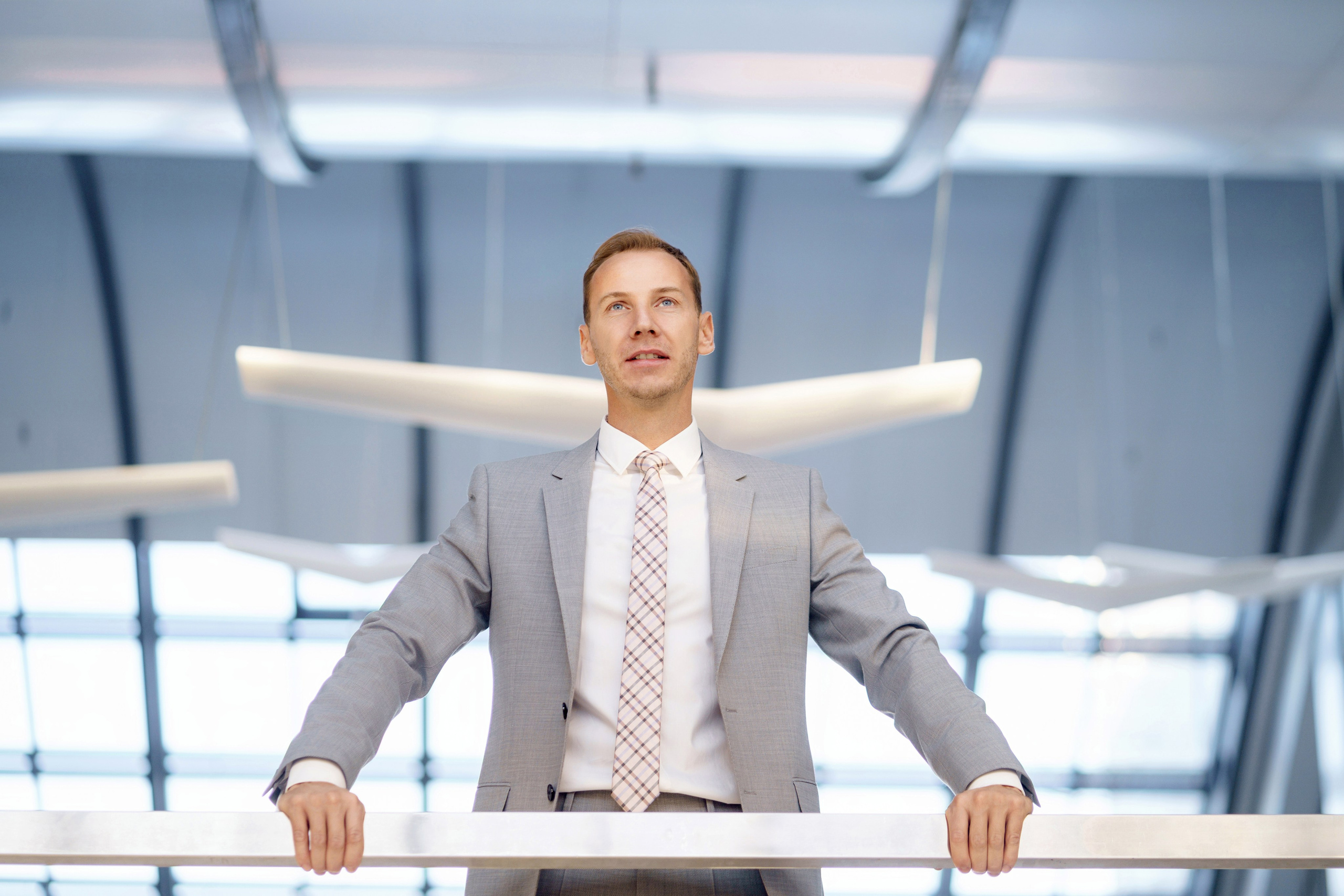 Имиджевые портреты для руководителя компании. КОРПОРАТИВНЫЙ, ИМИДЖЕВЫЙ И РЕПОРТАЖНЫЙ ФОТОГРАФ МАКСИМ МЕШ