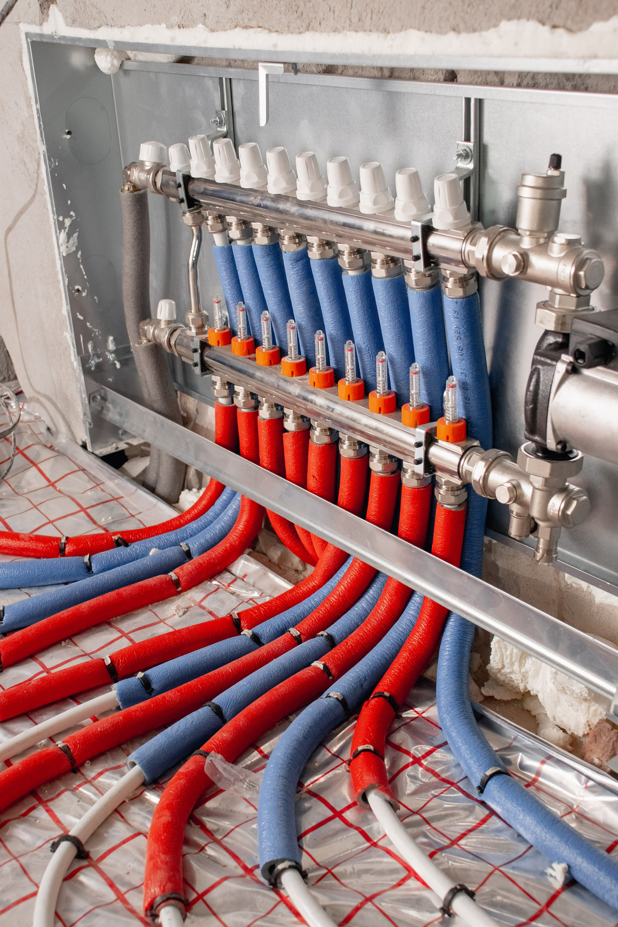 2-этажный дом г. Калининград СНТ Золотая Осень. Монтаж отопления в Калининграде | Балтийский сантехник